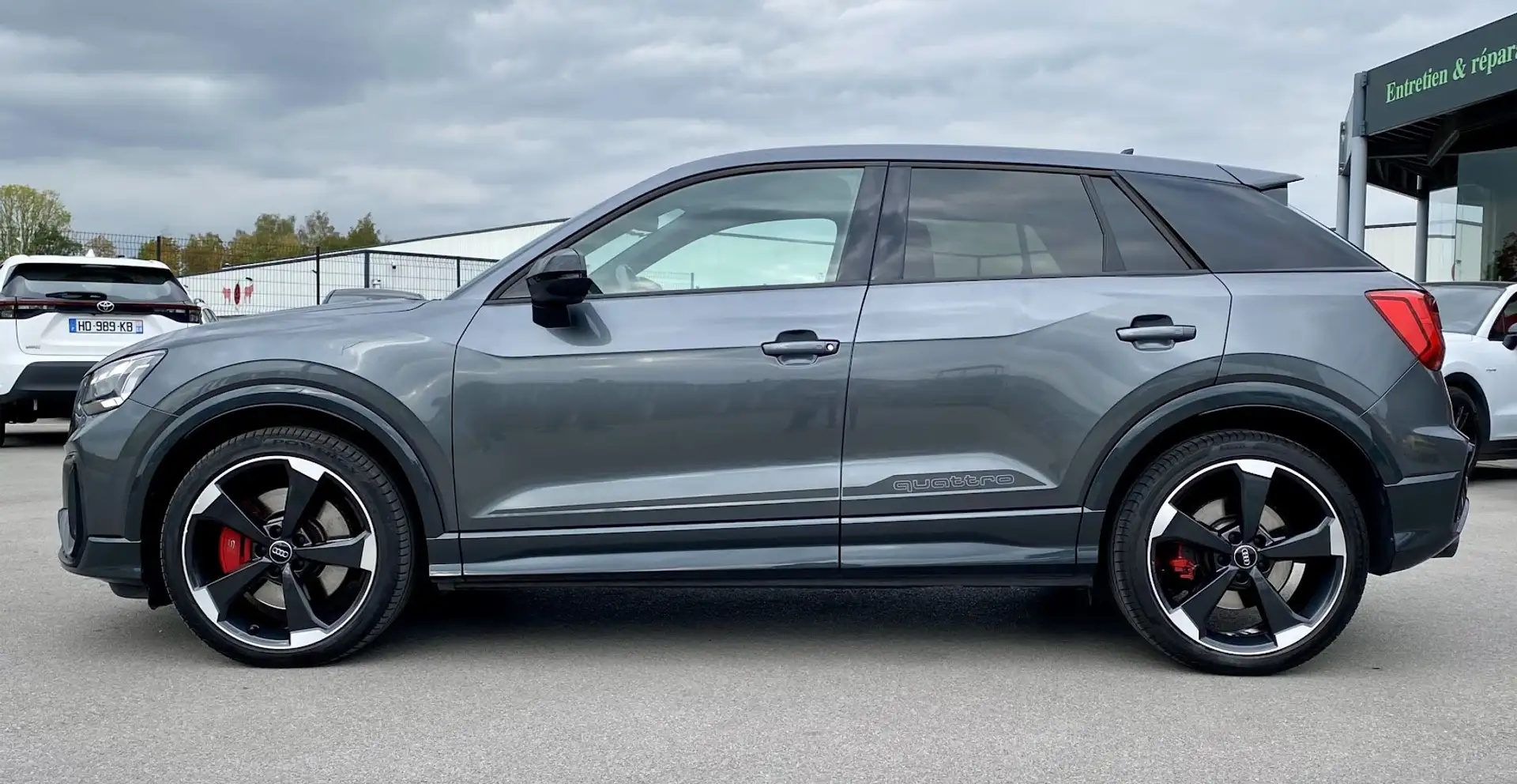 Audi SQ2 / 2.0l TFSI 300 CH S-Tronic 7 quattro / Français / Malus Payé / Gris - 2