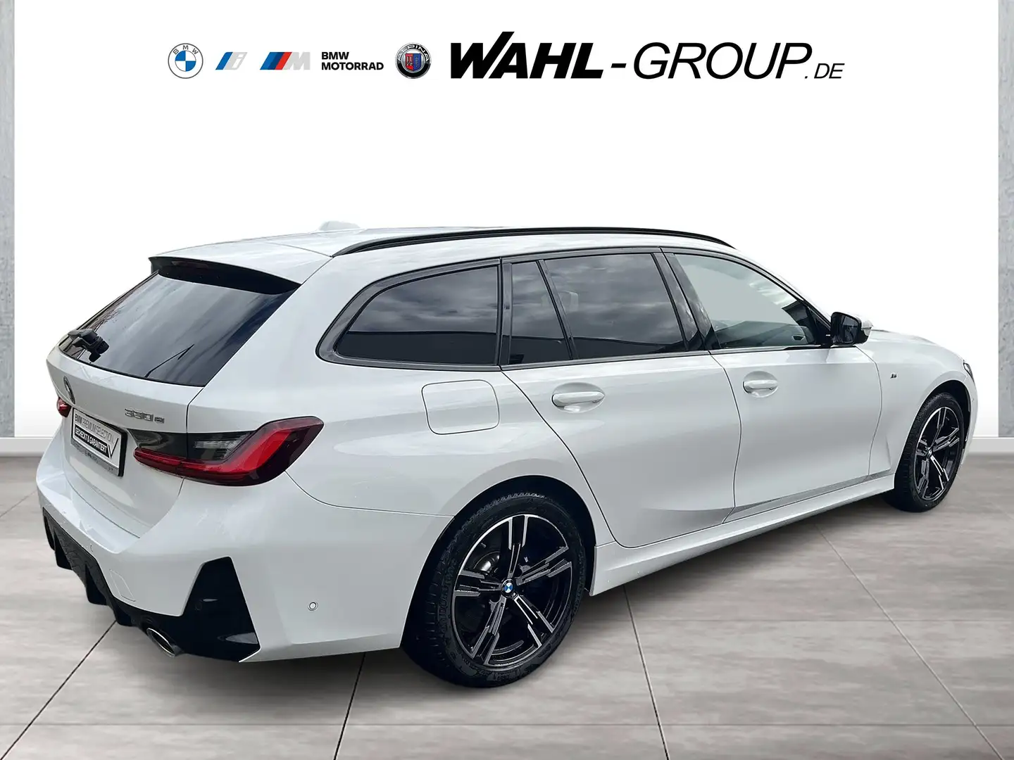 BMW 330 e xDrive TOURING M SPORT LC PROF AHK PANO    ALARM Weiß - 2