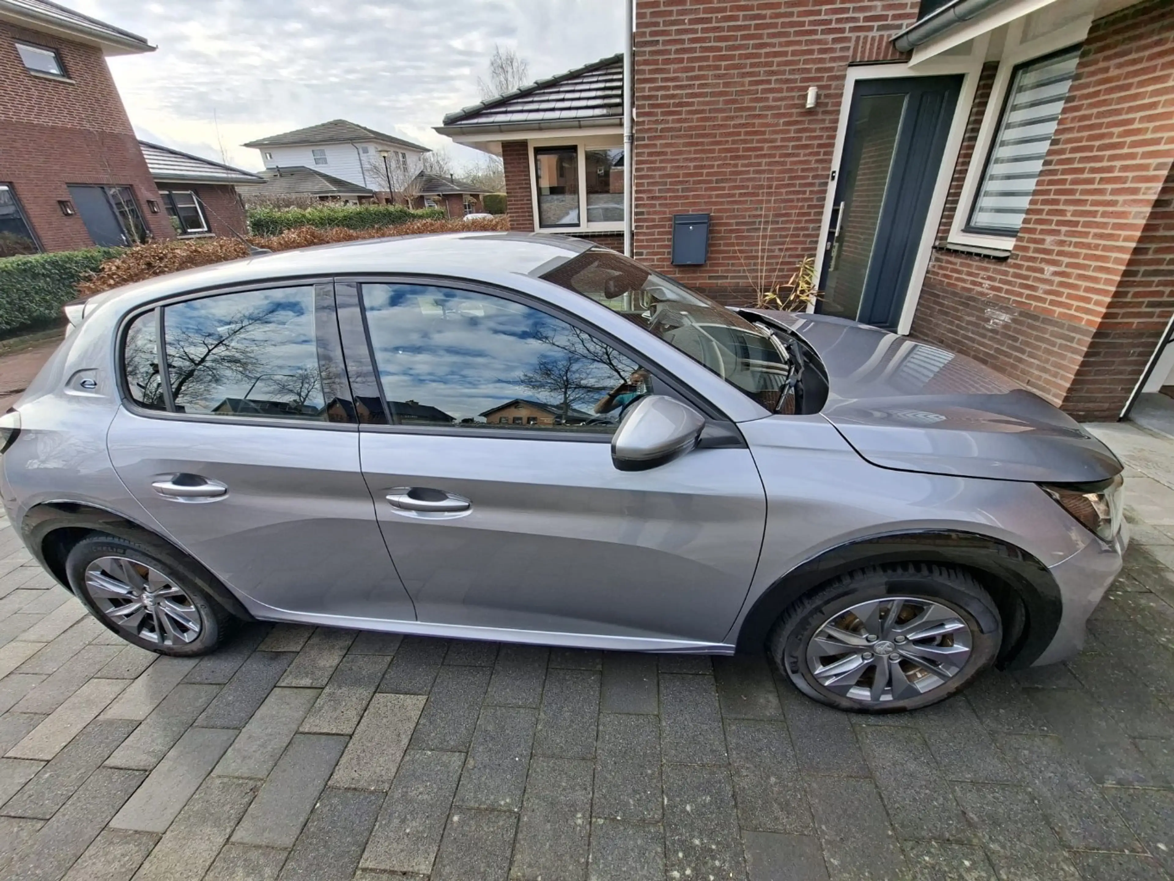 Peugeot e-208 EV Allure 50 kWh Camera | Parkeersensoren Achter | — photo 6