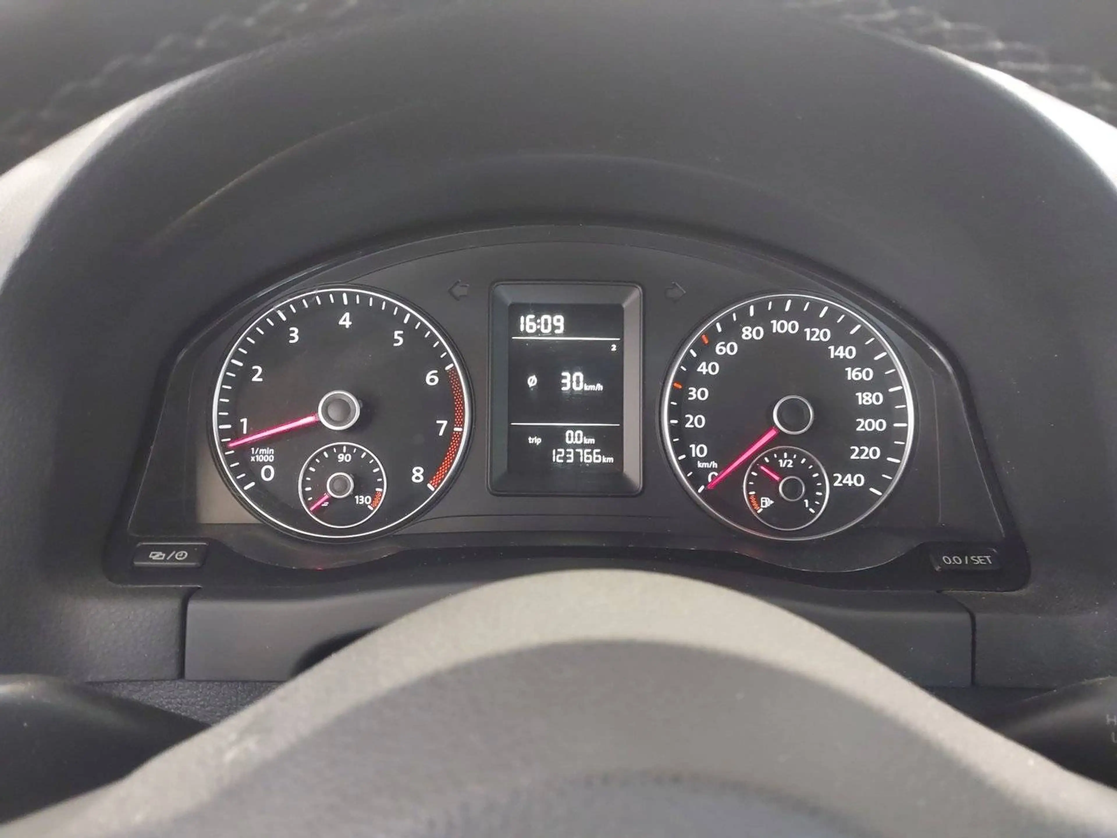 Volkswagen Golf Plus Comfortline 1Hand 2xPDC Klima AHK ALU SBuch — photo 13