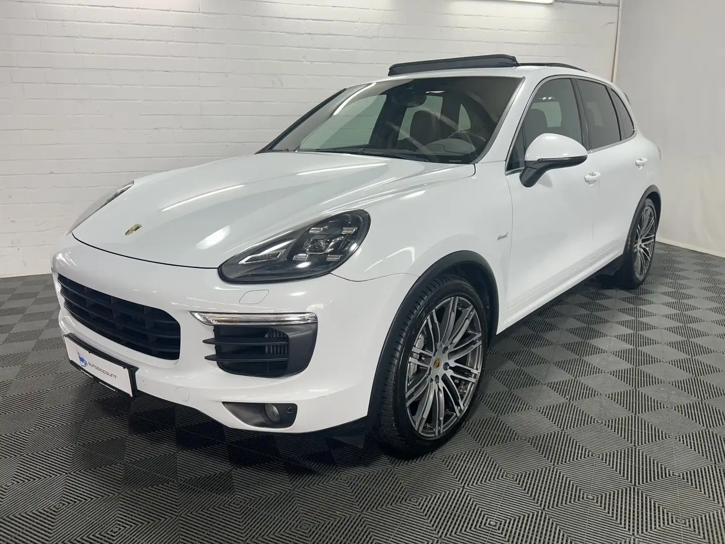 Porsche Cayenne S 4.2 V8 Diesel CarPlay PDLS PANO BOSE 283 kW (... Weiß - 1