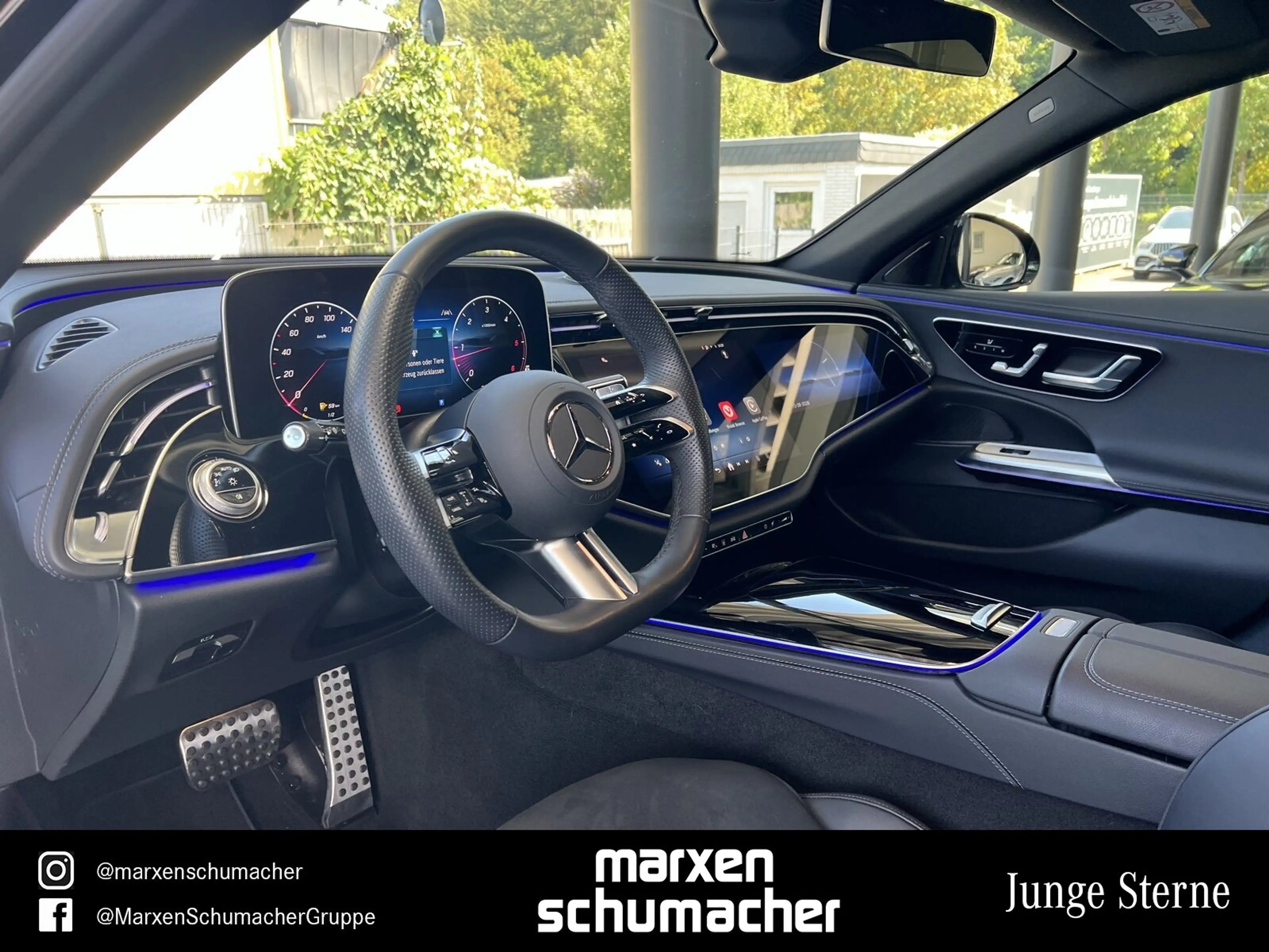 Mercedes-Benz E 450 E 450 d 4M T AMG AHK+Standh+DIGITAL+AIRMATIC+Pan — photo 9
