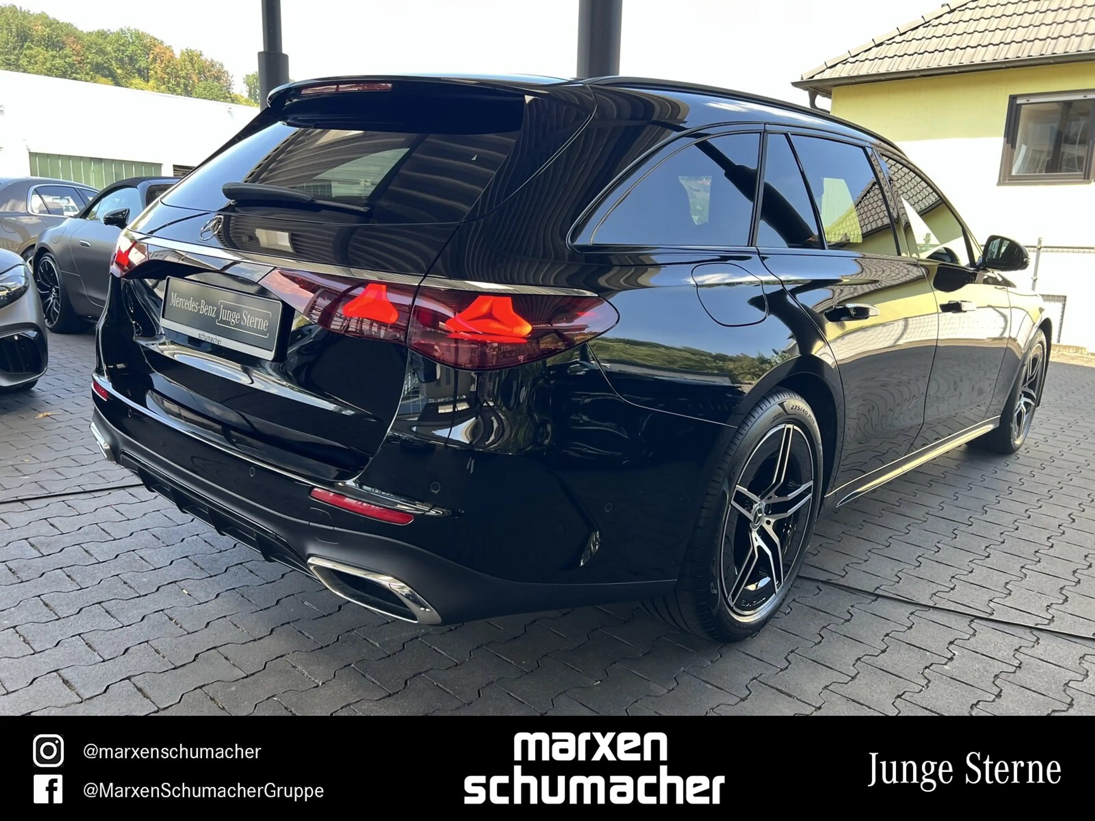 Mercedes-Benz E 450 E 450 d 4M T AMG AHK+Standh+DIGITAL+AIRMATIC+Pan — photo 4