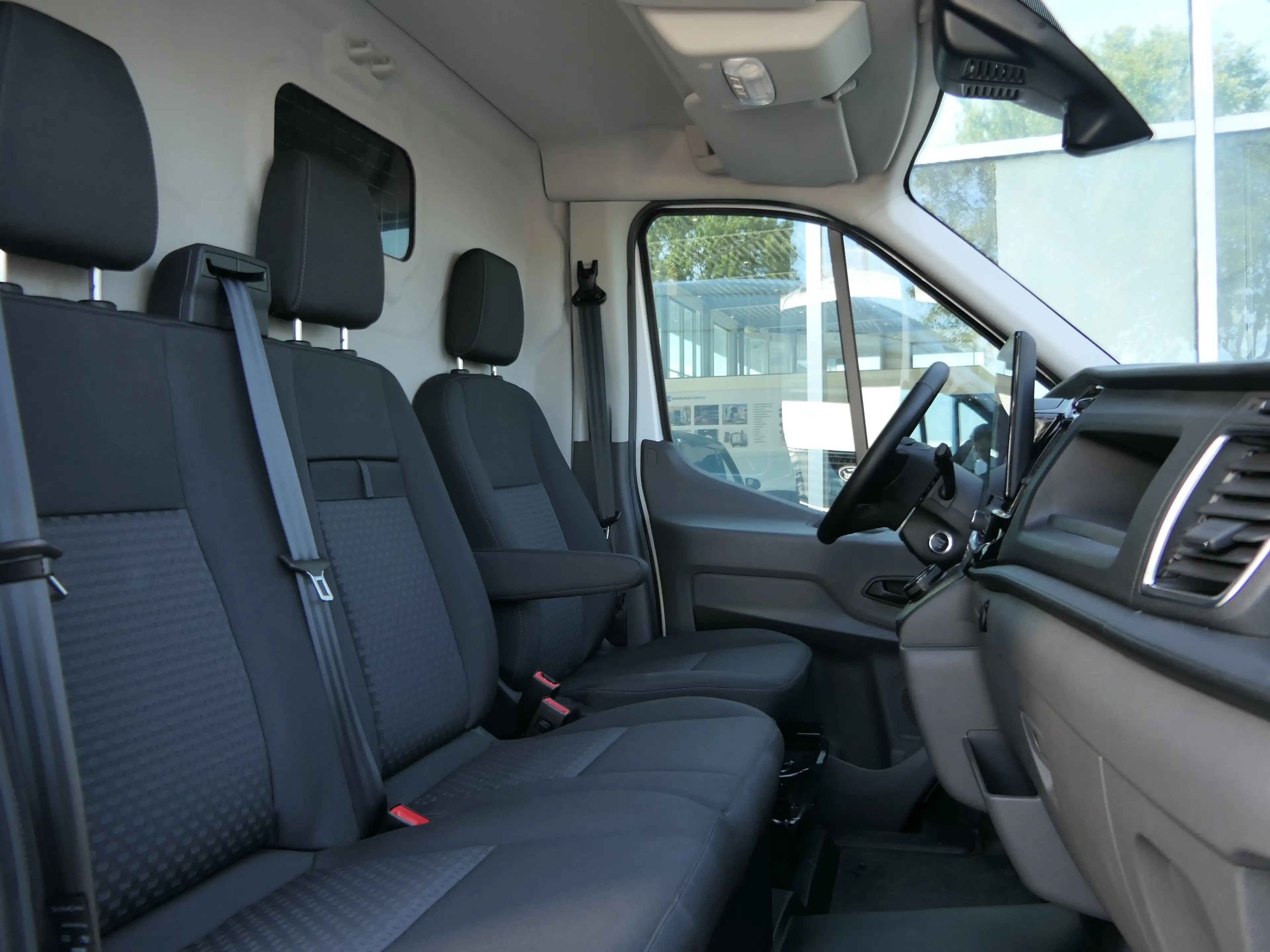 Ford E-Transit 350 L3H2 Trend 68 kWh | Adaptive Cruise | BLIS | 3 — photo 7