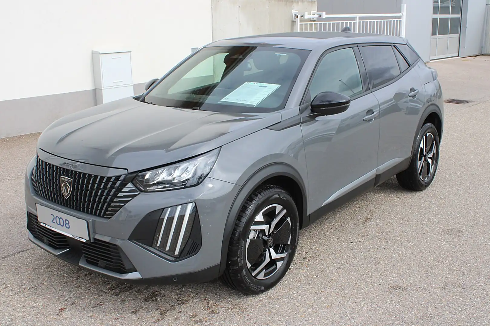 Peugeot 2008 1.2 Hybrid 145 Allure (EURO 6e) Grau - 1