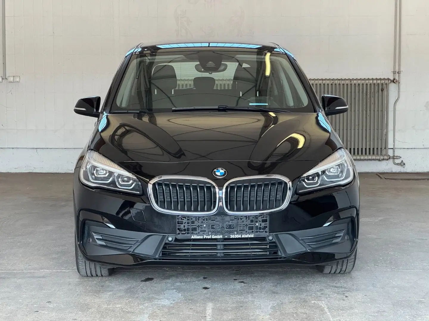 BMW 218 d GT xDrive Advantage HUD°LED°KEYLESS°AHK°ACC Schwarz - 2