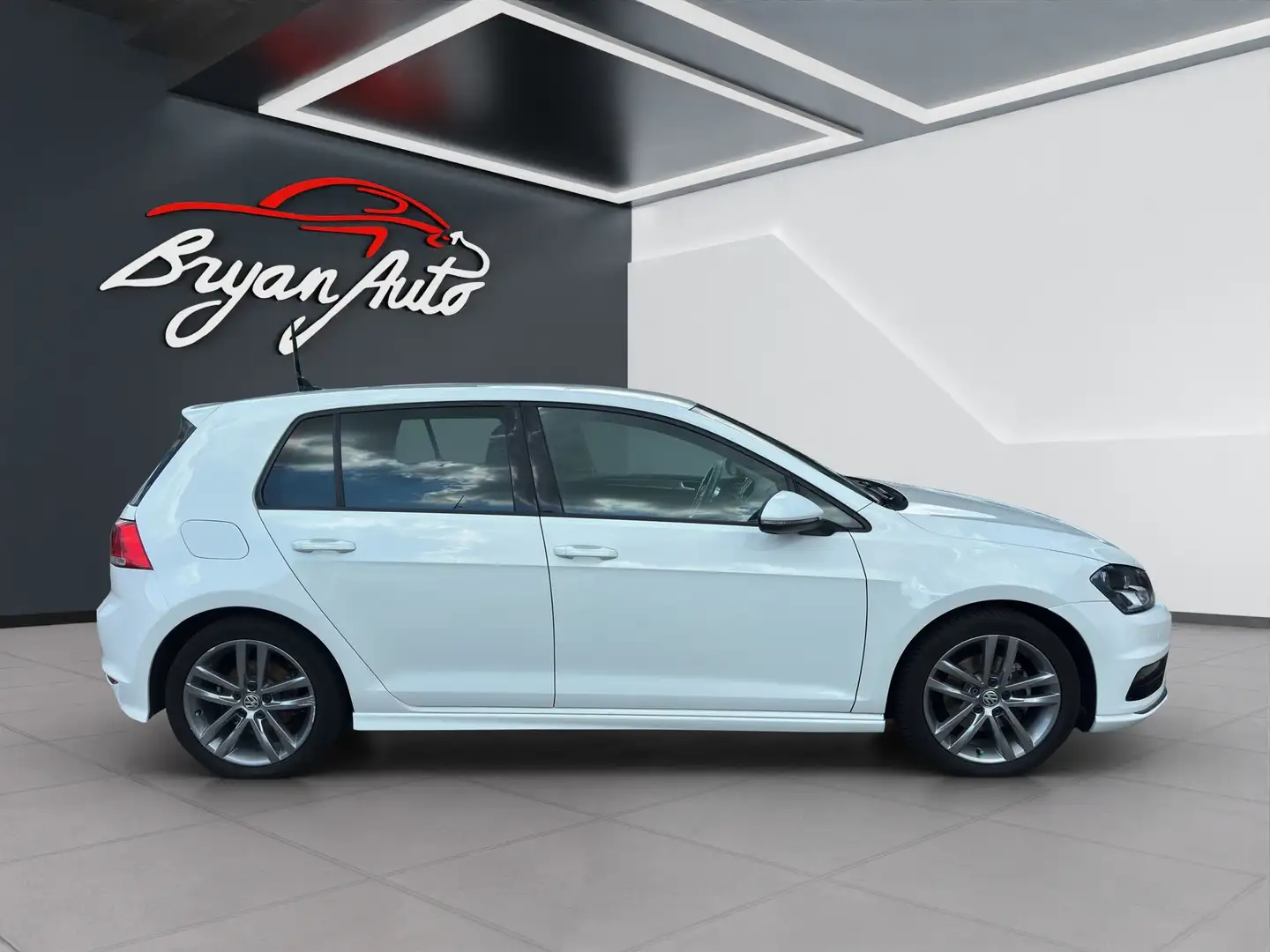 Volkswagen Golf R LINE 2.0 TDI BLUEMOTION TECHNOLOGY Bianco - 1