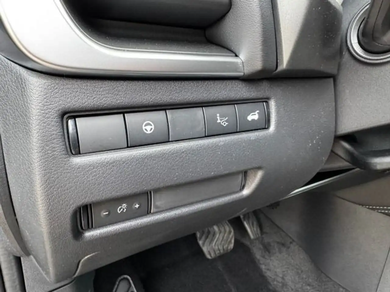 Nissan Qashqai 1.5 VC-T e-Power N-Connecta WP*KP*MJ26 12