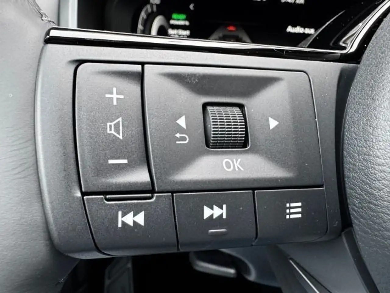 Nissan Qashqai 1.5 VC-T e-Power N-Connecta WP*KP*MJ26 14
