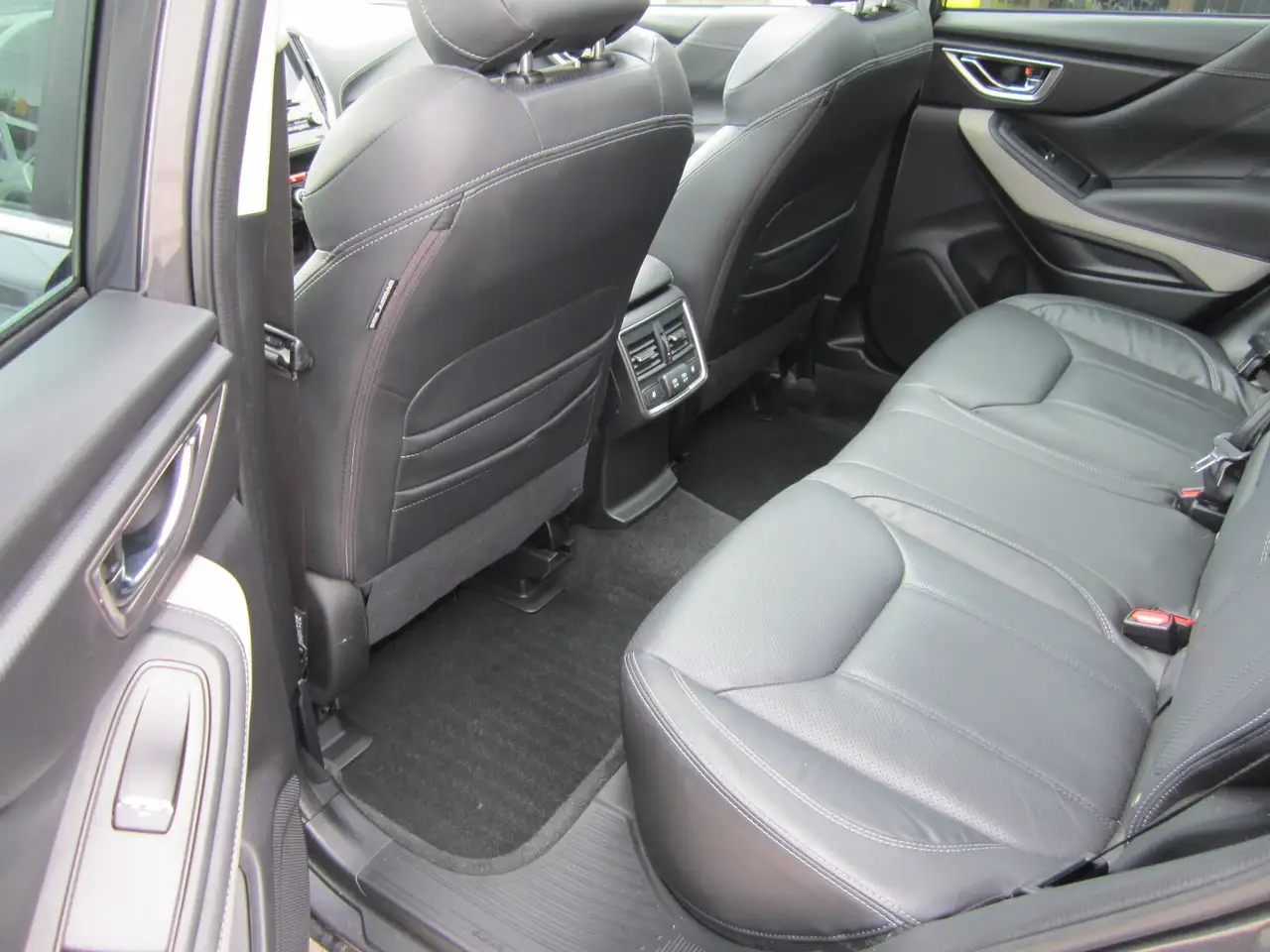 Subaru Forester снимка Subaru Forester