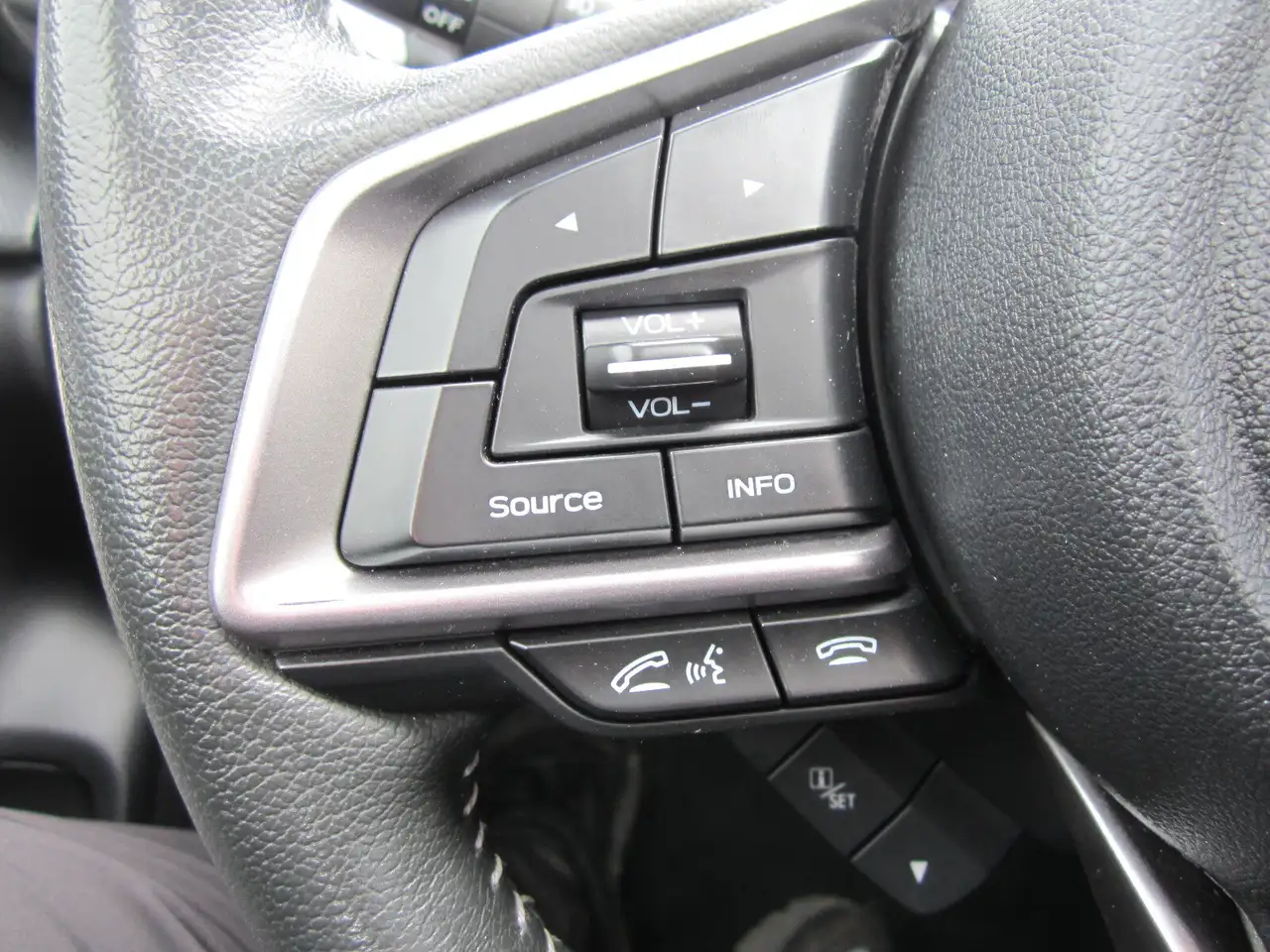 Subaru Forester снимка Subaru Forester