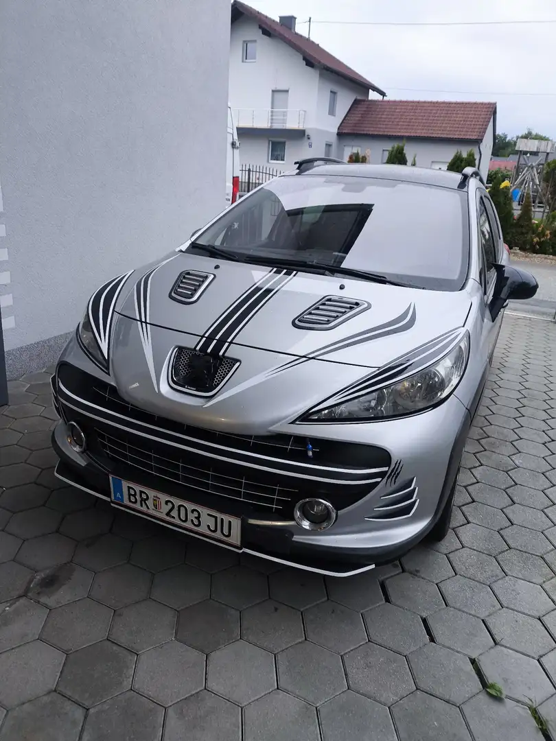 Peugeot 207 Outdoor - 2
