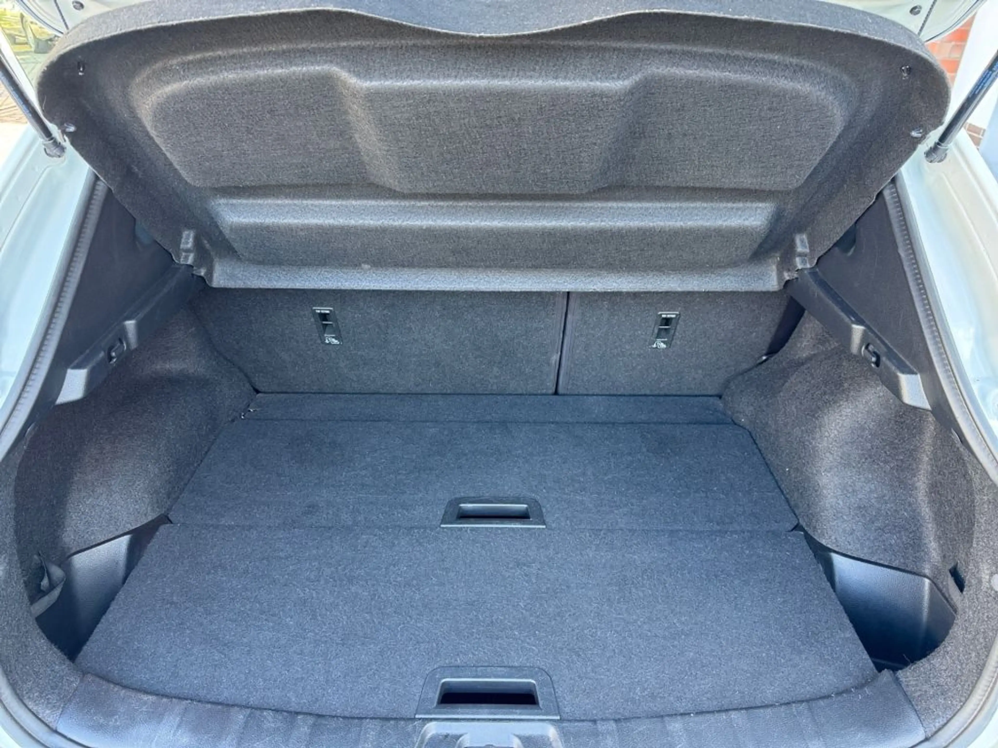 Nissan Qashqai 1.2 DIG-T N-Connecta — photo 13