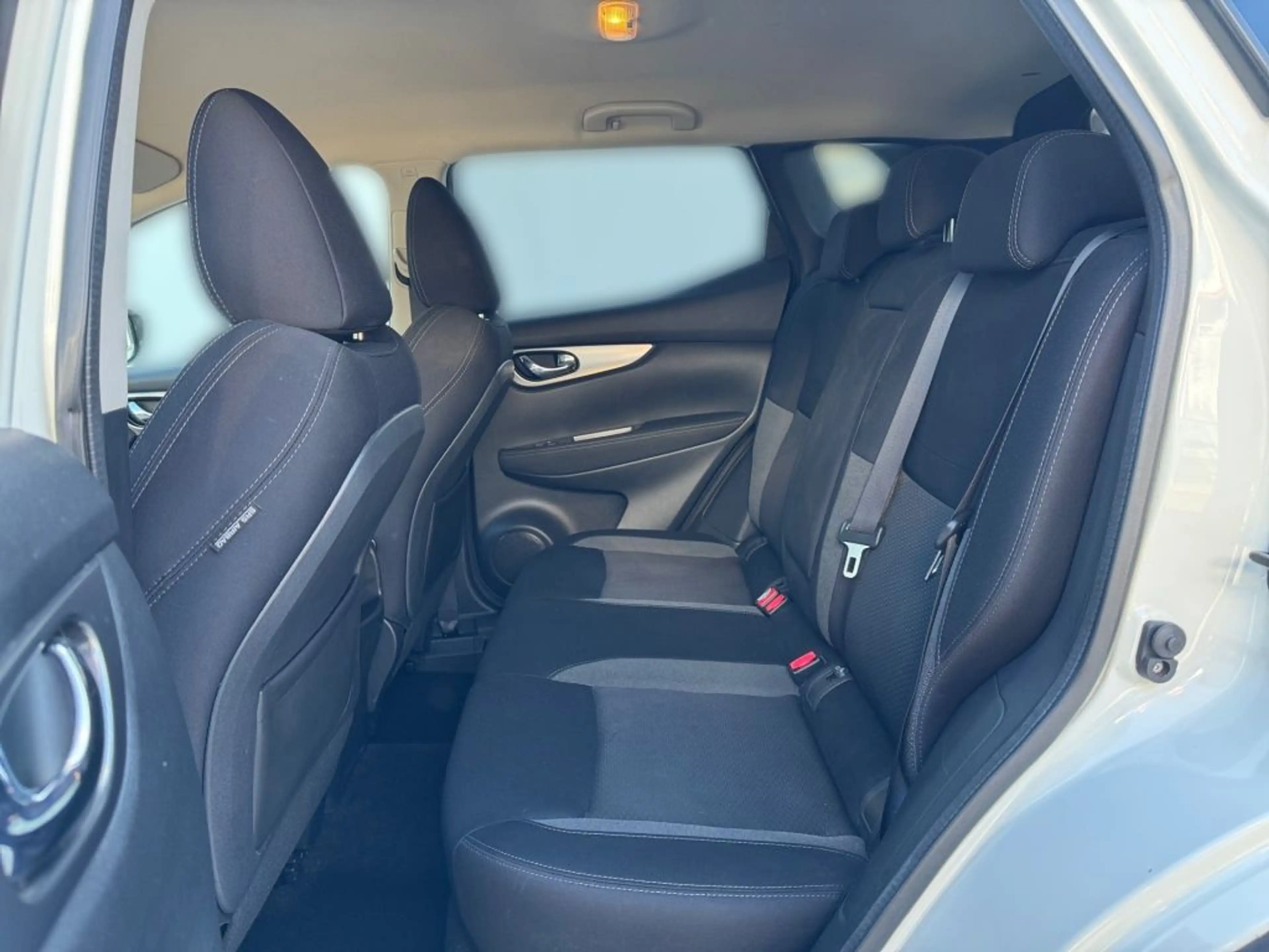 Nissan Qashqai 1.2 DIG-T N-Connecta — photo 12