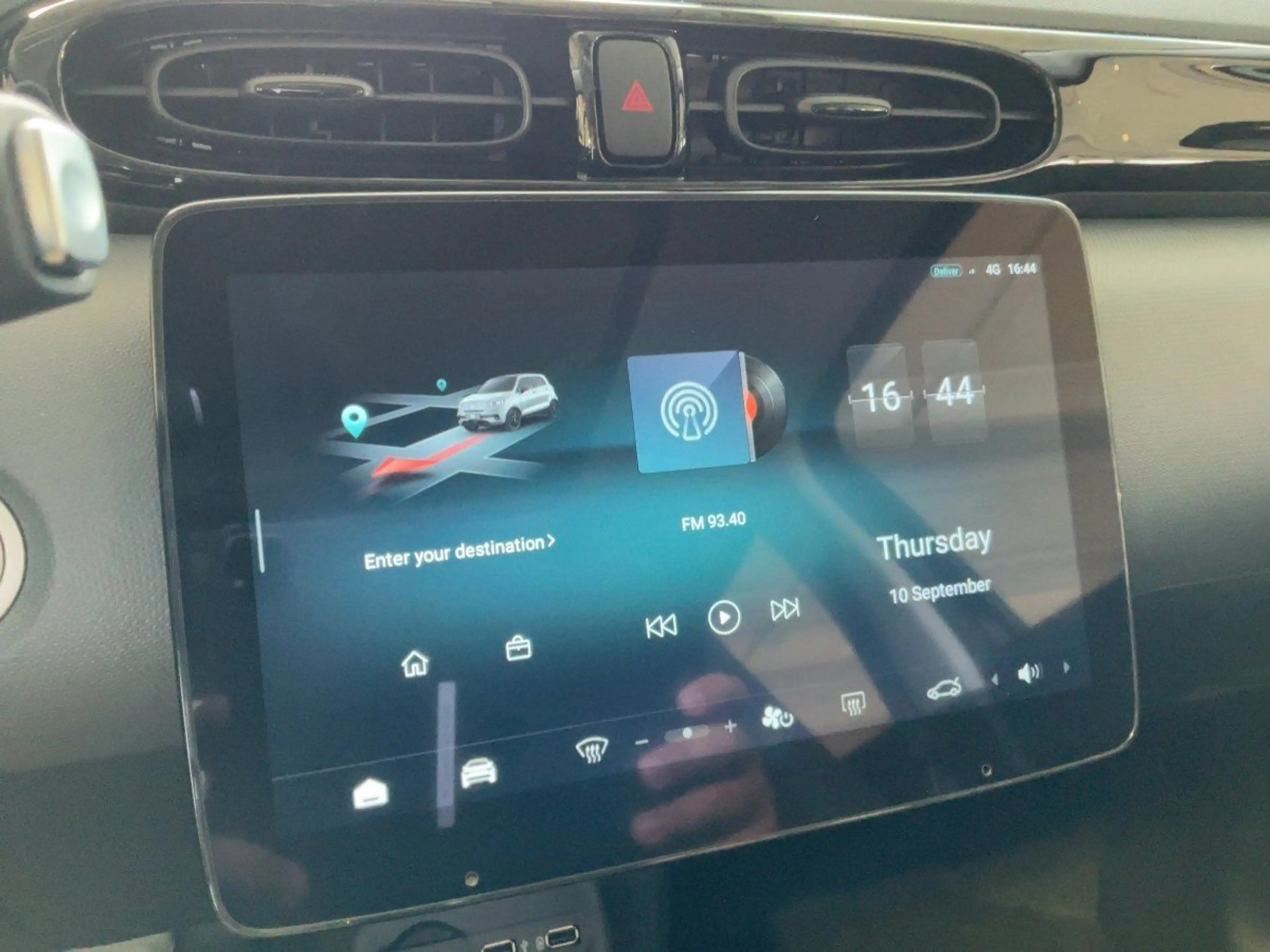 Leapmotor T03 37 70 kW BEV ACC+Navi+Pano+SD+Kam.+KeyLess — photo 14