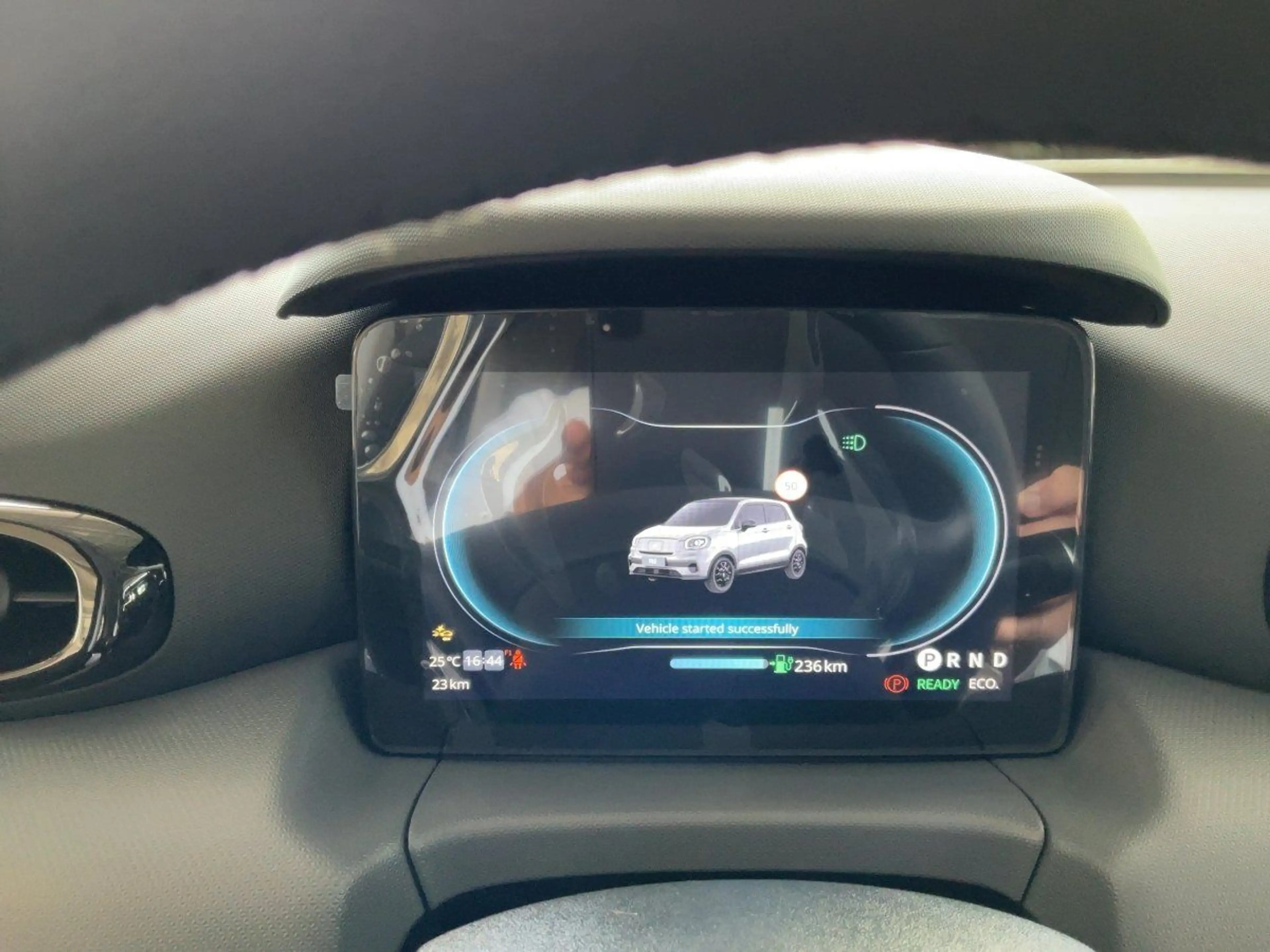 Leapmotor T03 37 70 kW BEV ACC+Navi+Pano+SD+Kam.+KeyLess — photo 13