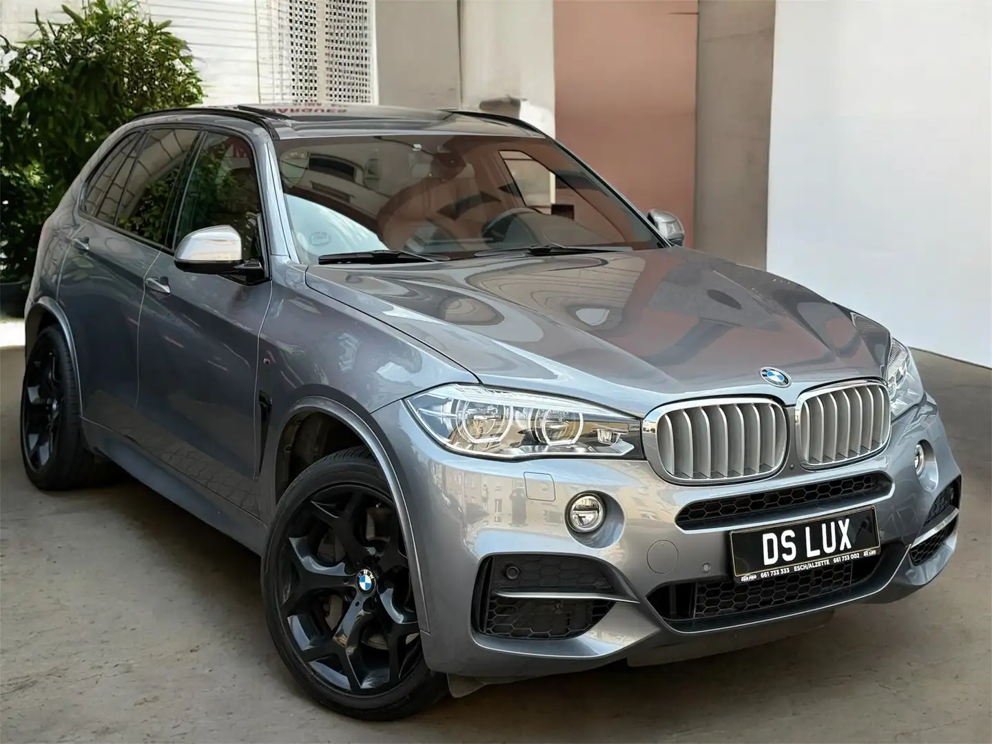 BMW X5 M M50D 381CH XDRIVE // LED // PANO Gri - 1