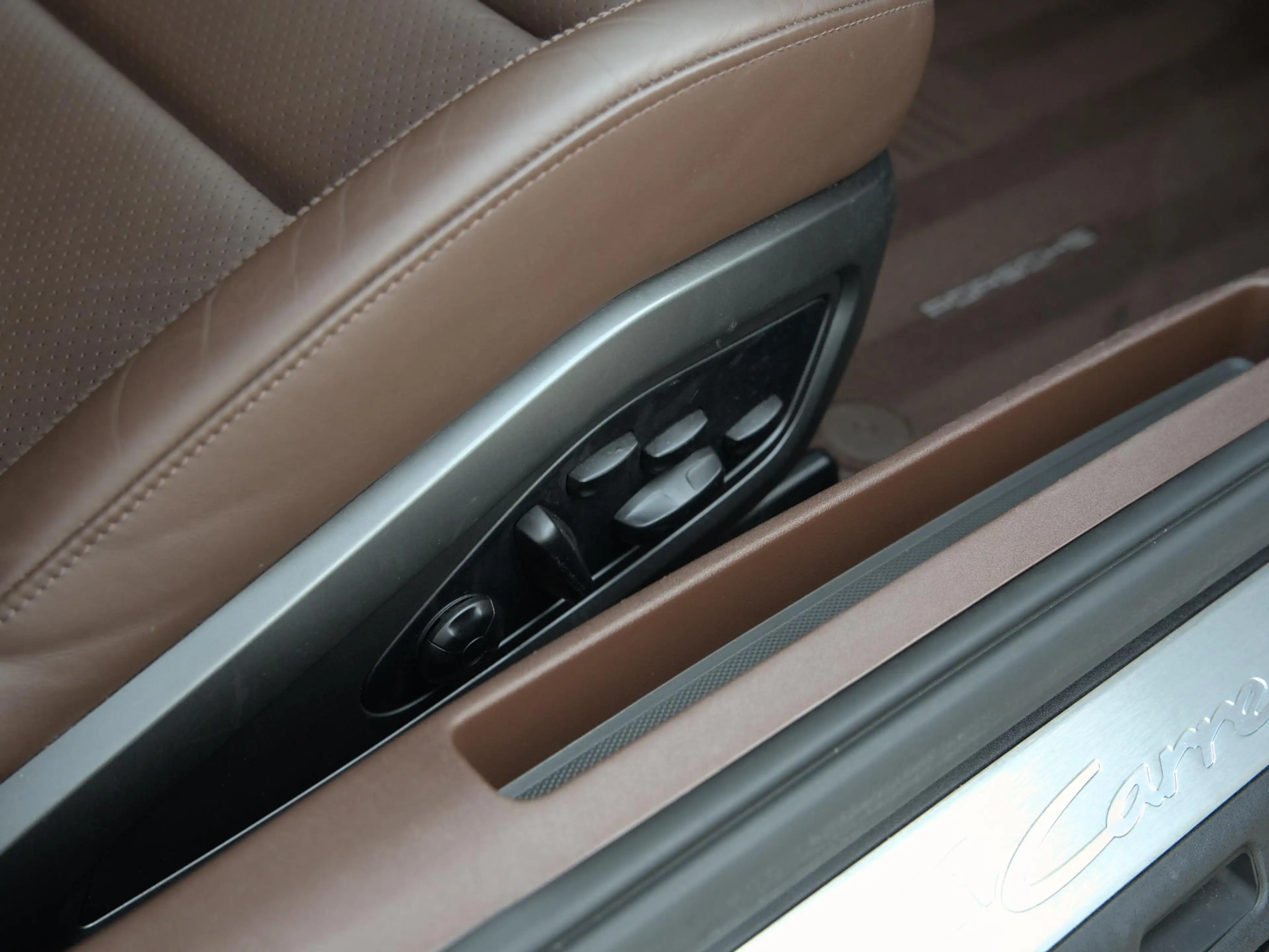 Porsche 992 3.0 Carrera 4 S — photo 45