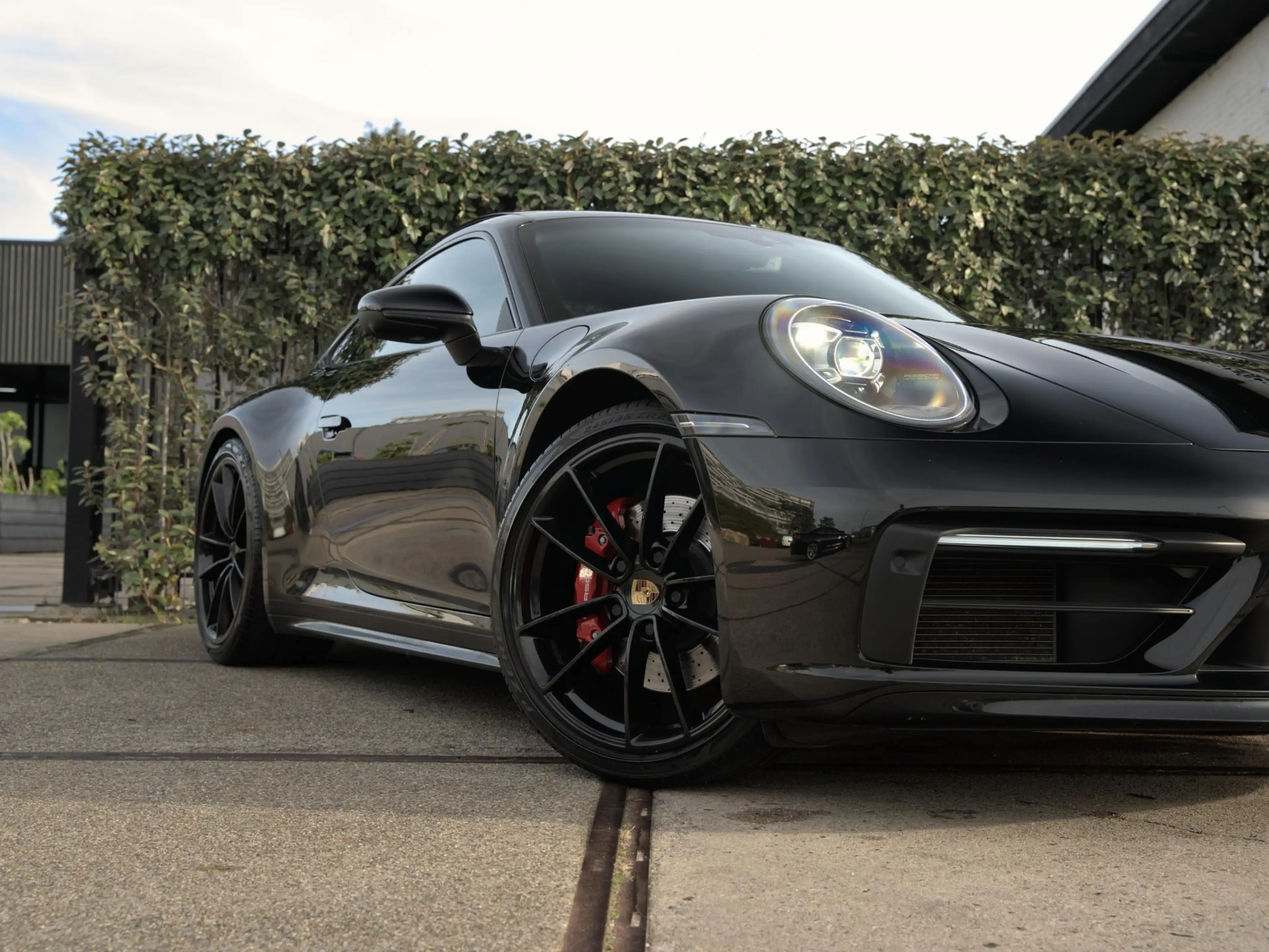 Porsche 992 3.0 Carrera 4 S — photo 16