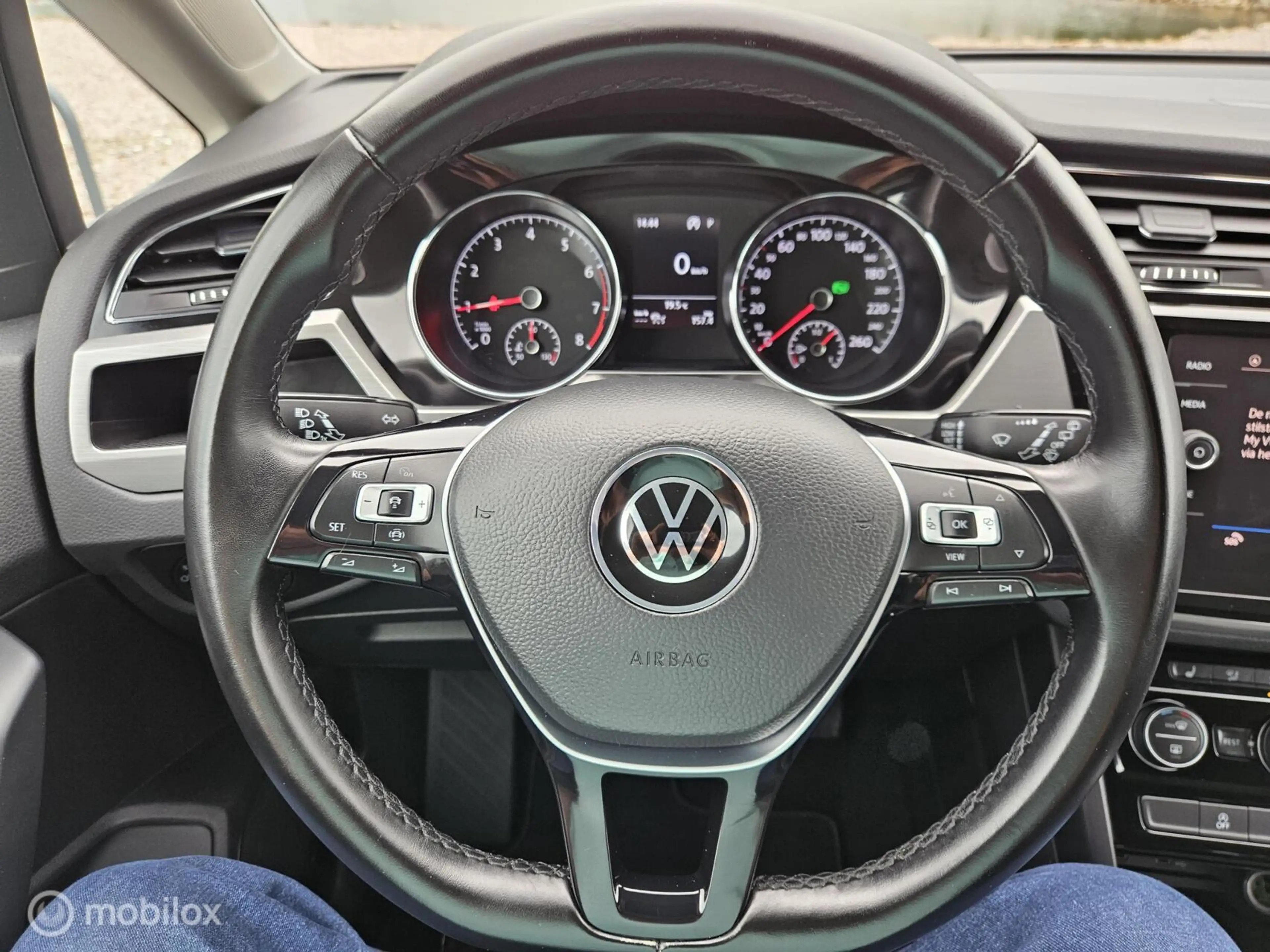Volkswagen Touran 1.5 TSI Highline 7p/automaat/alle optie's — photo 13