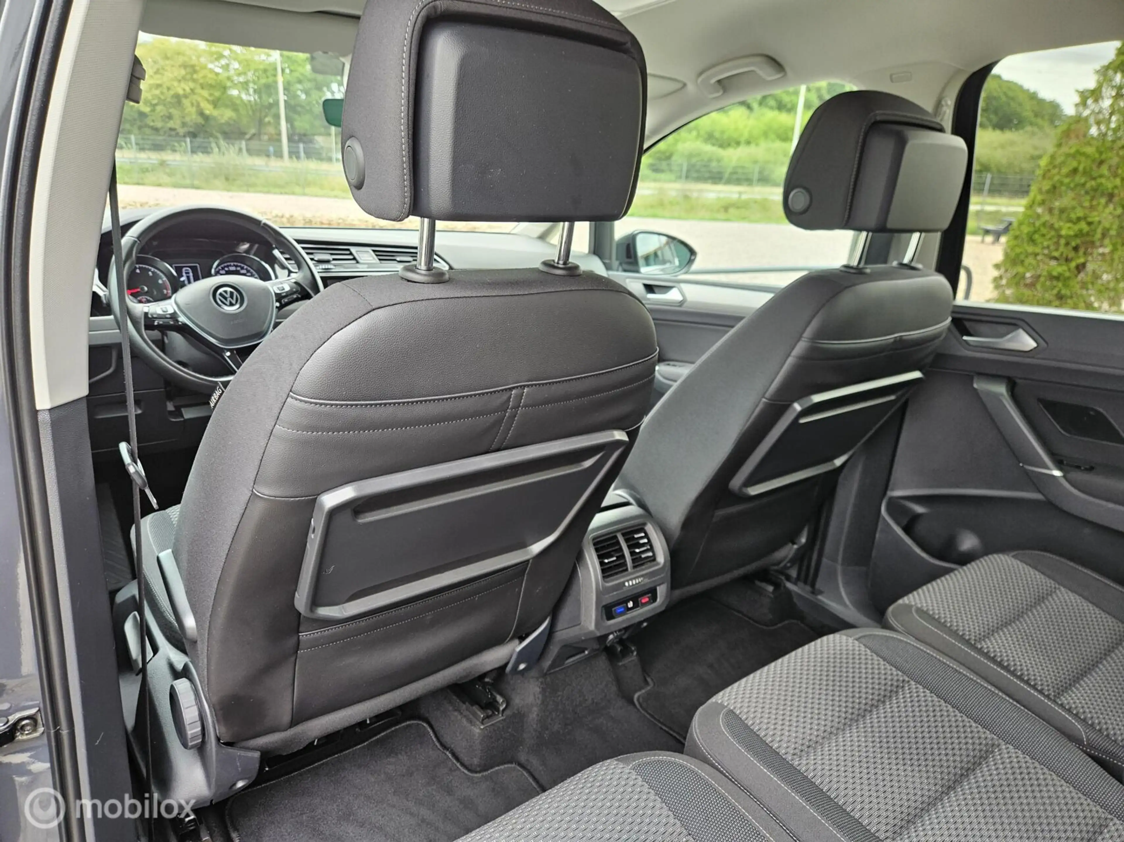 Volkswagen Touran 1.5 TSI Highline 7p/automaat/alle optie's — photo 11