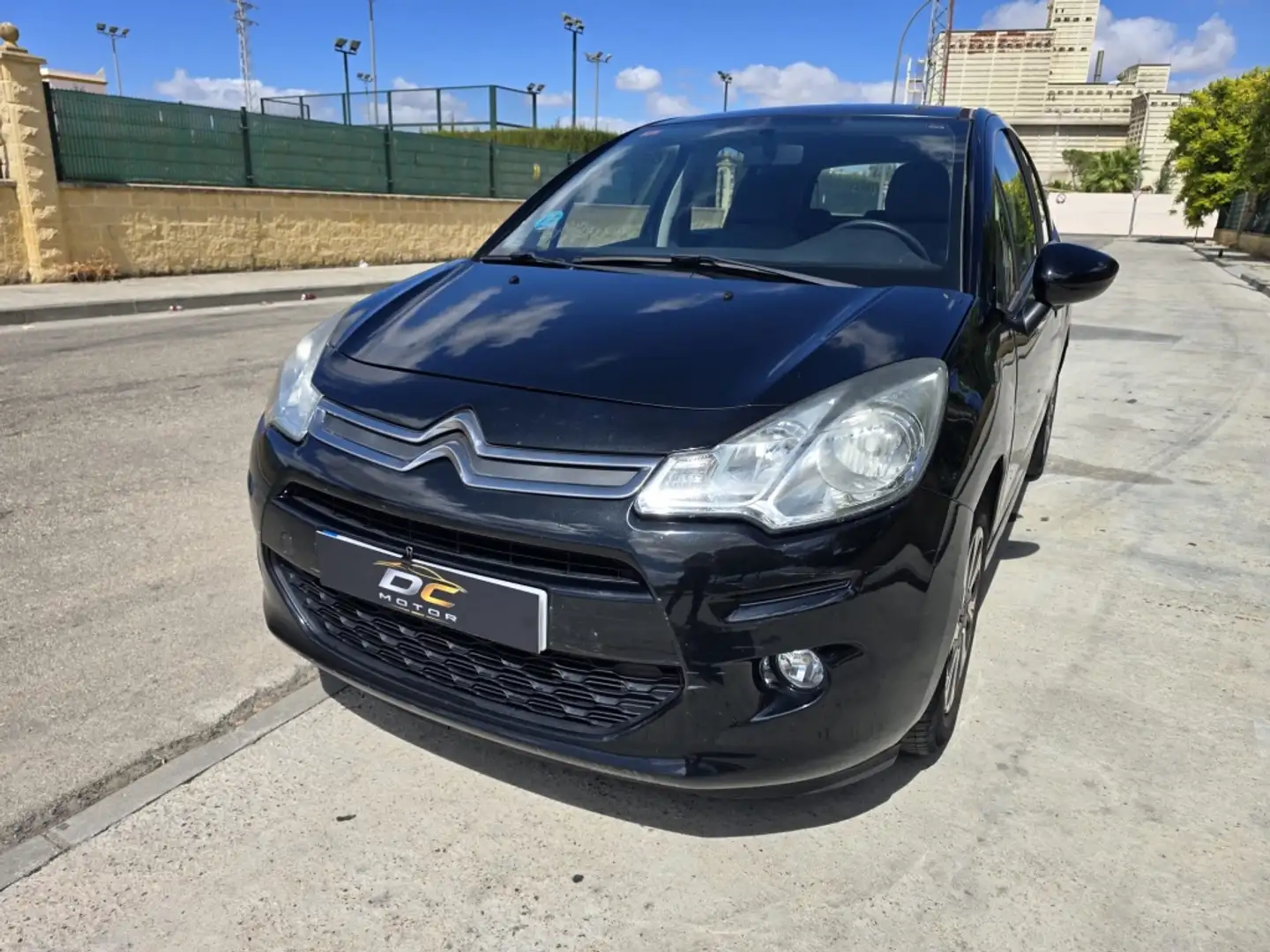 Citroen C3 1.0 PureTech Tonic 68 Negro - 1