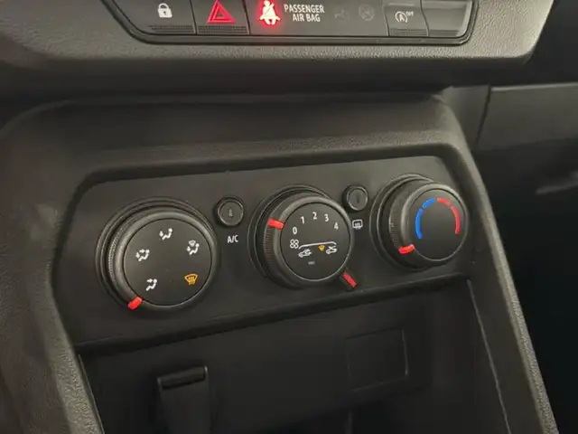 Dacia Sandero view 9