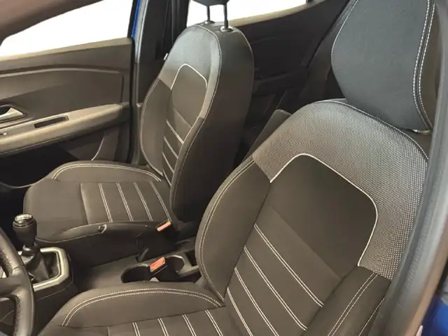 Dacia Sandero view 12