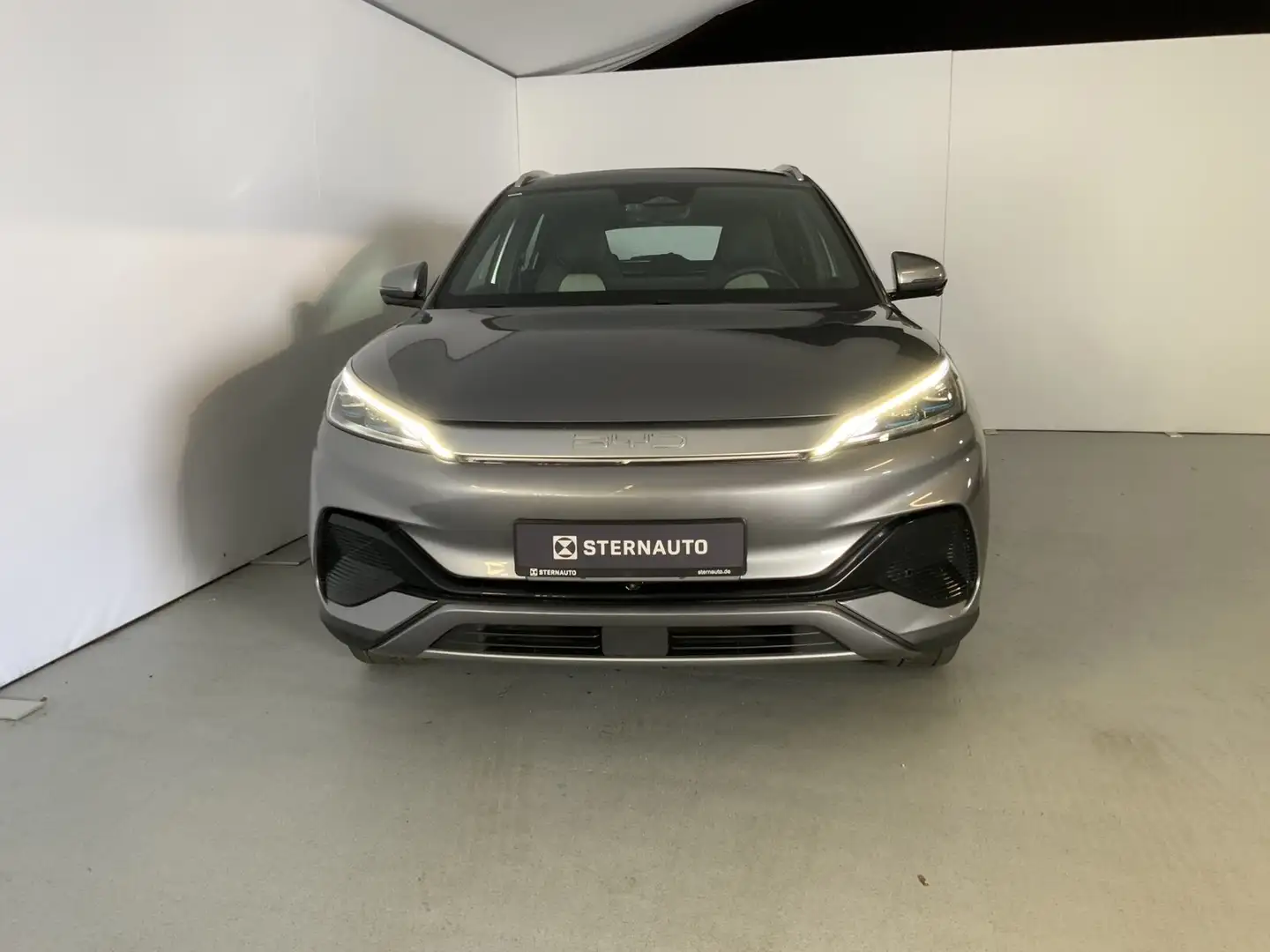 BYD Atto 3 ATTO 3 Design PanoDach 360Kam el. HK Ambiente LED Plateado - 2