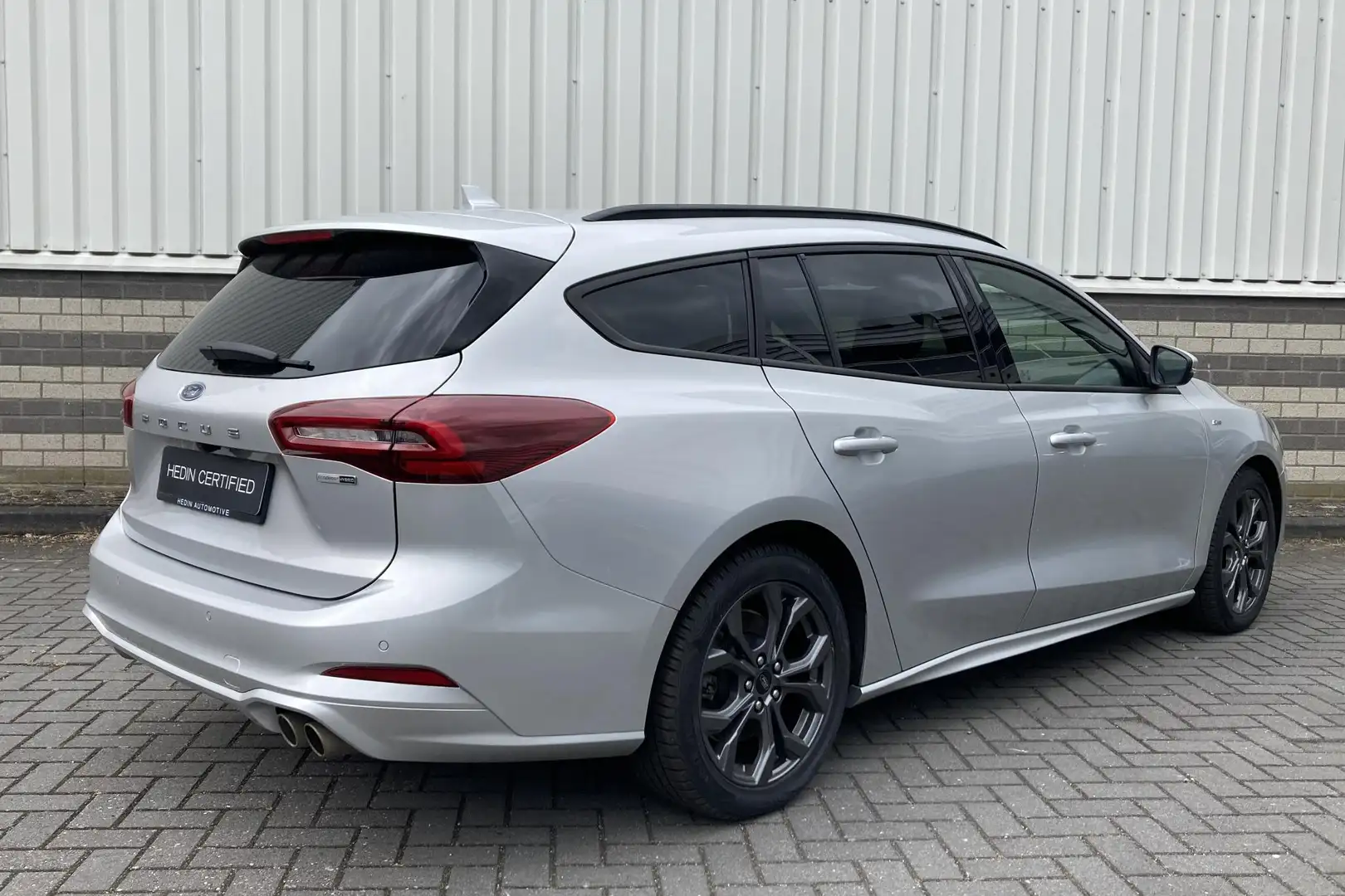 Ford Focus Wagon 1.0 EcoBoost Hybrid ST-line Automaat 125PK | Argento - 2