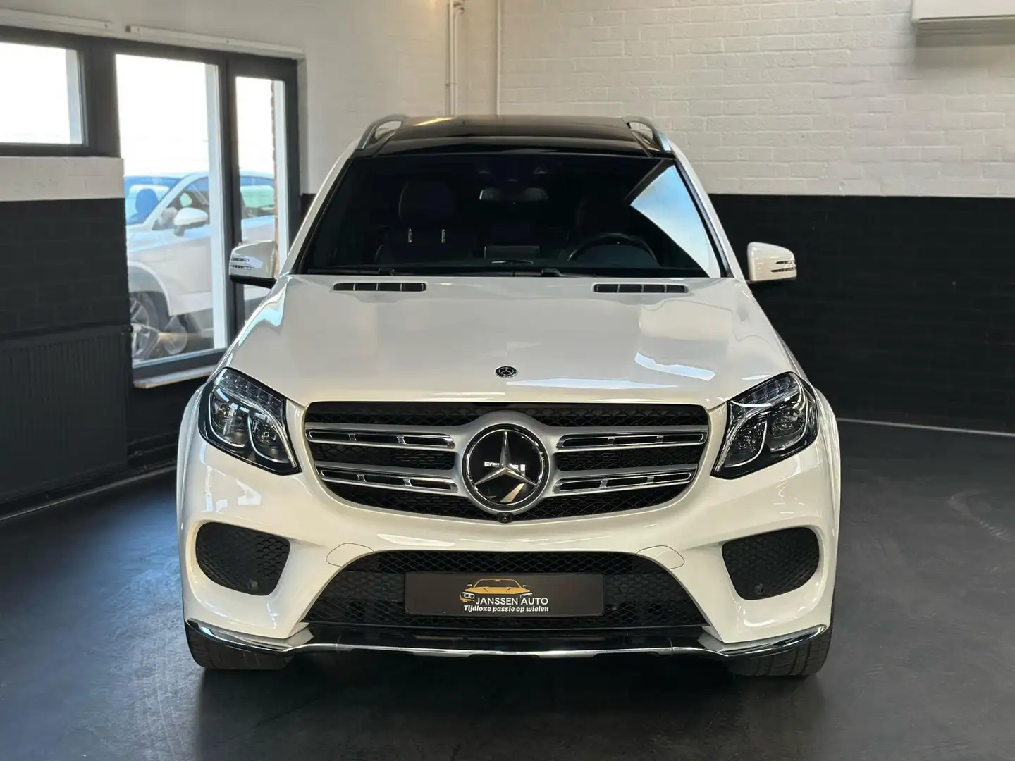 Mercedes-Benz GLS 500 4MATIC 455PK, B&O, Pano, 360 camera, Leder, Trekha Alb - 2