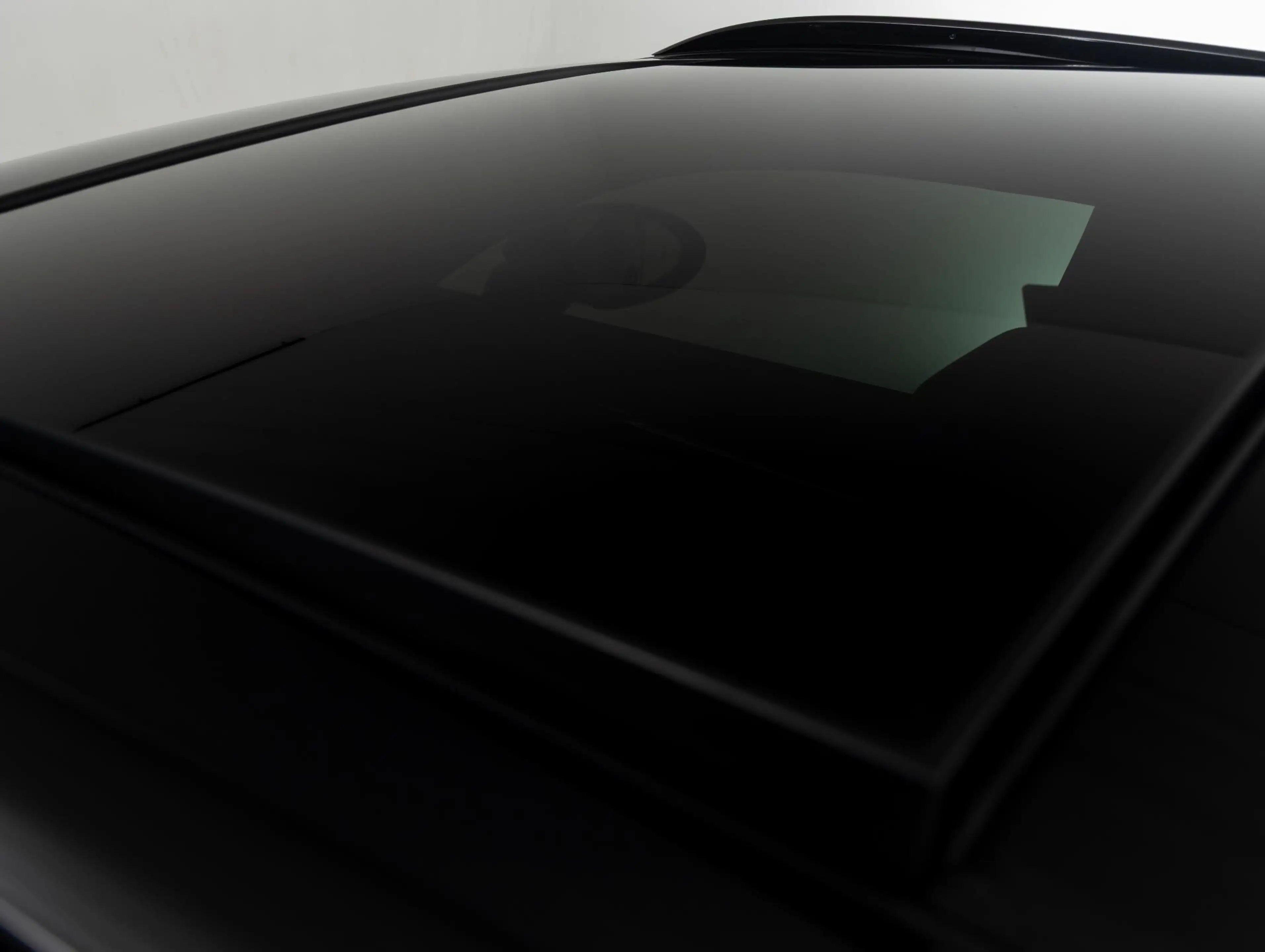 Porsche Macan — photo 28