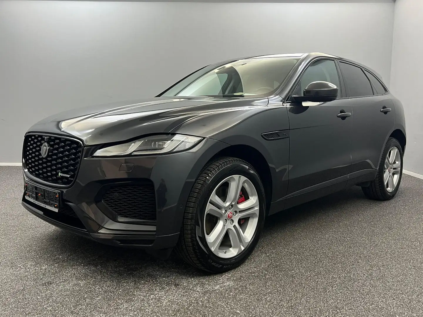 Jaguar F-Pace SE D 300 R-Dynamics AWD MEMO*ACC*MERIDIAN Серый - 1