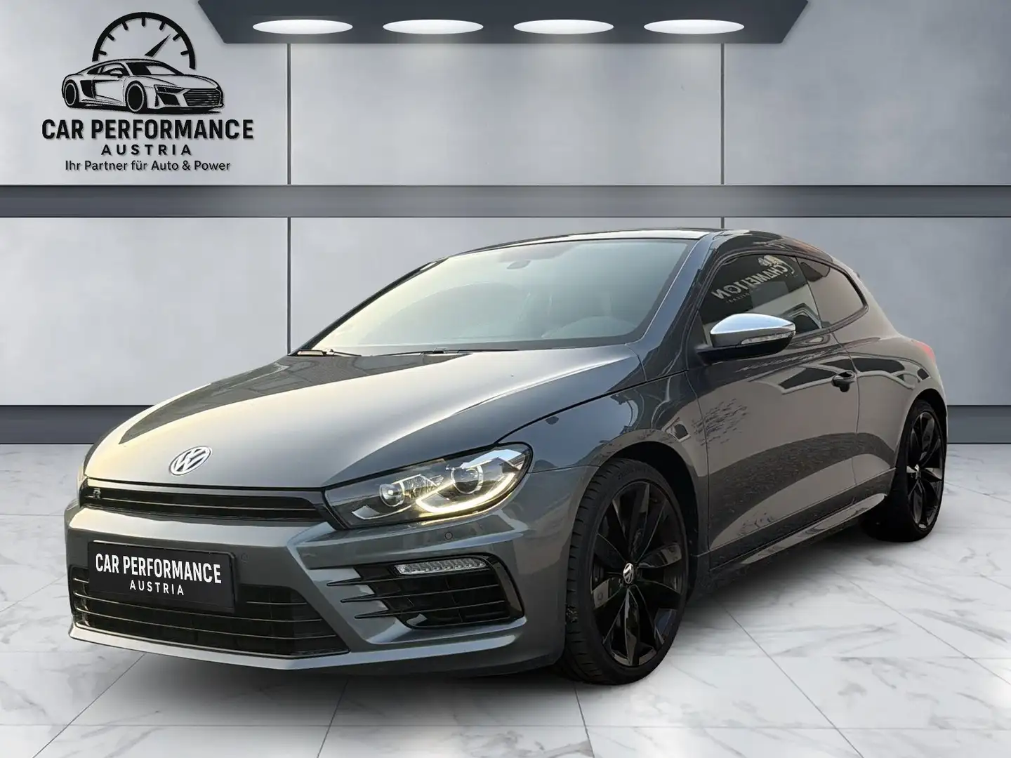 Volkswagen Scirocco R Grau - 1
