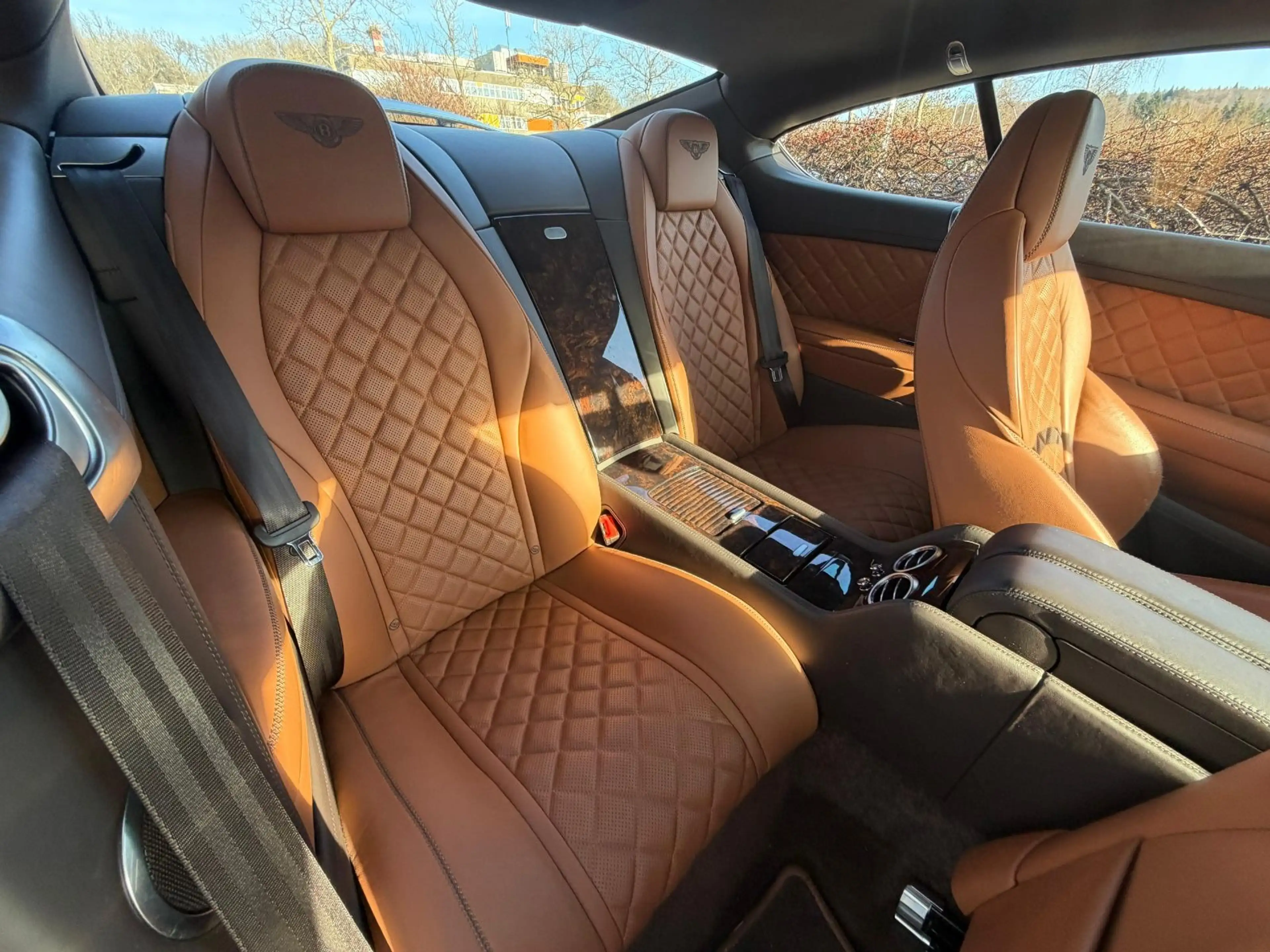 Bentley Continental GT CONTINENTAL GT 4.0 V8 S 4WD AKRAPOVIC — photo 12