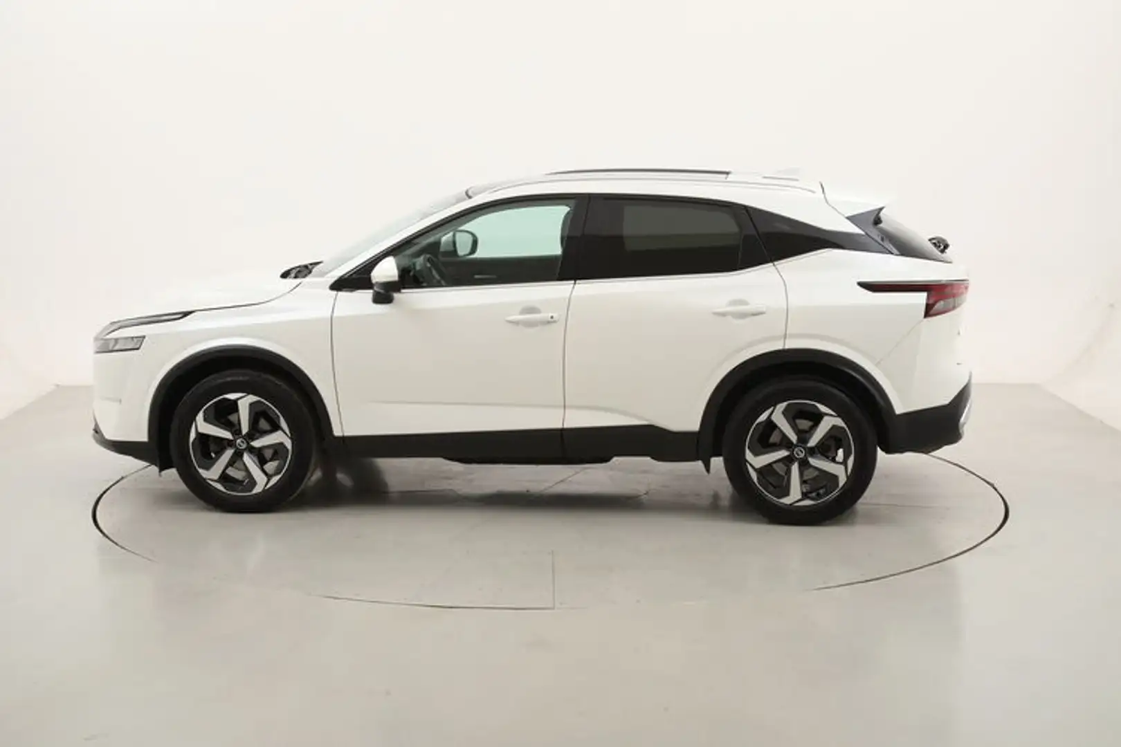 Nissan Qashqai N-Connecta 1.3 Mild Hybrid 140CV Bianco - 2