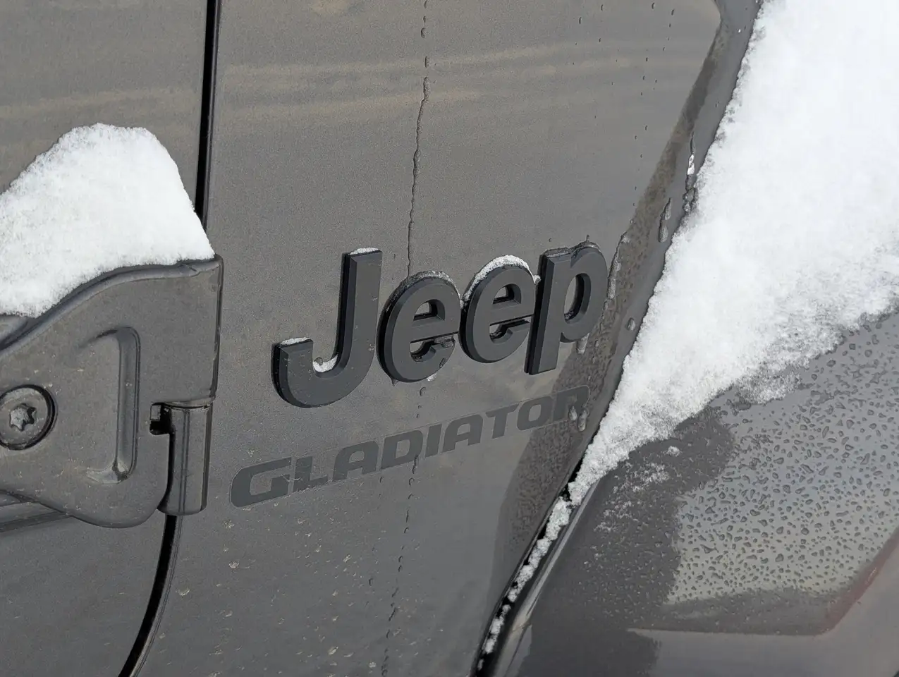 Jeep Gladiator снимка Jeep Gladiator