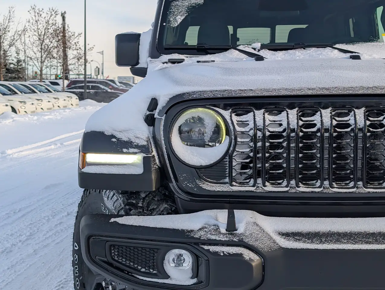 Jeep Gladiator снимка Jeep Gladiator
