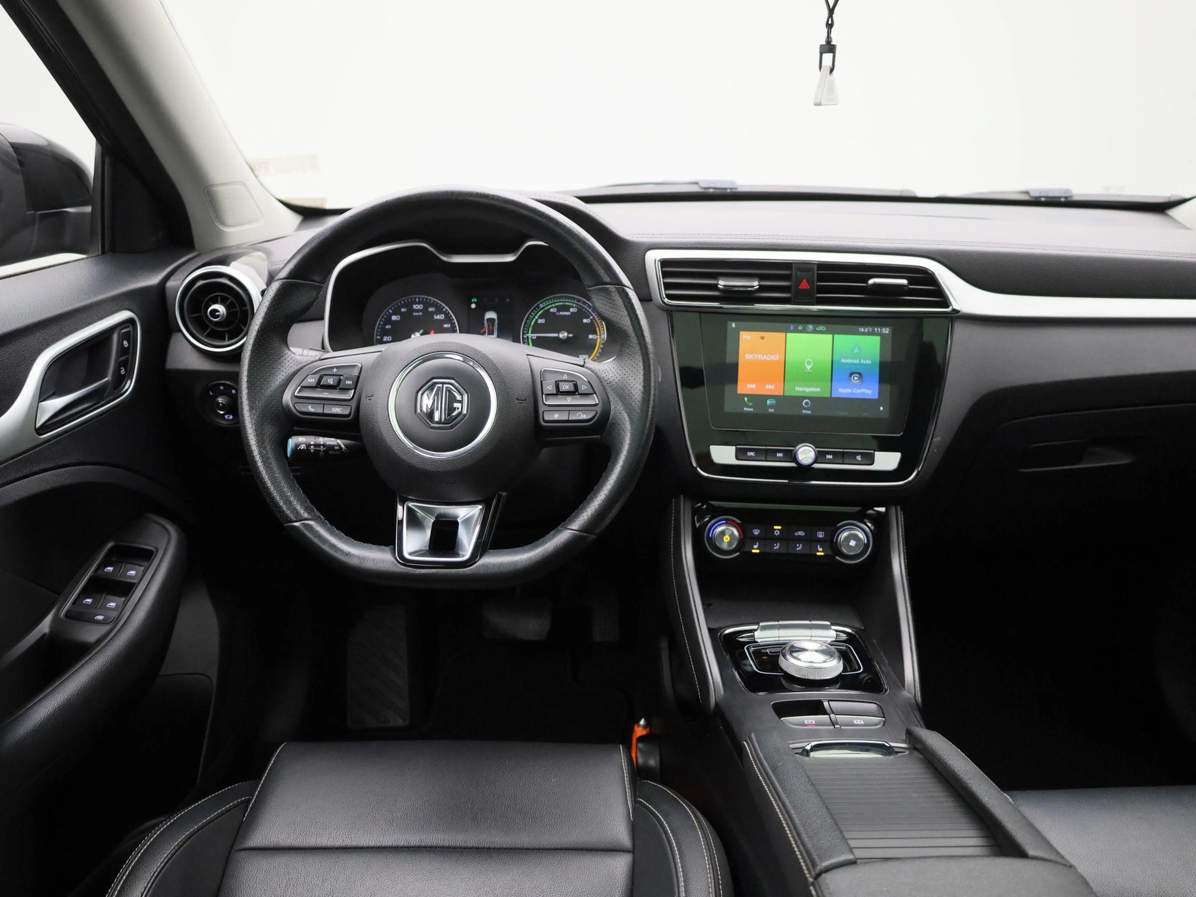 MG ZS MG EV Luxury 45 kWh CAMERA | PANO | NAVI | LEDER — photo 7
