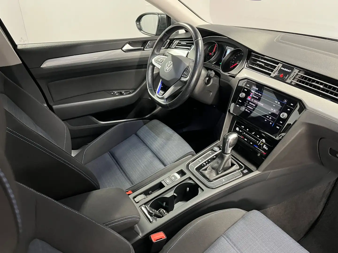 Volkswagen Passat Variant GTE 1,4 TSI PHEV DSG ***ACC | Standheizung*** Silber - 2
