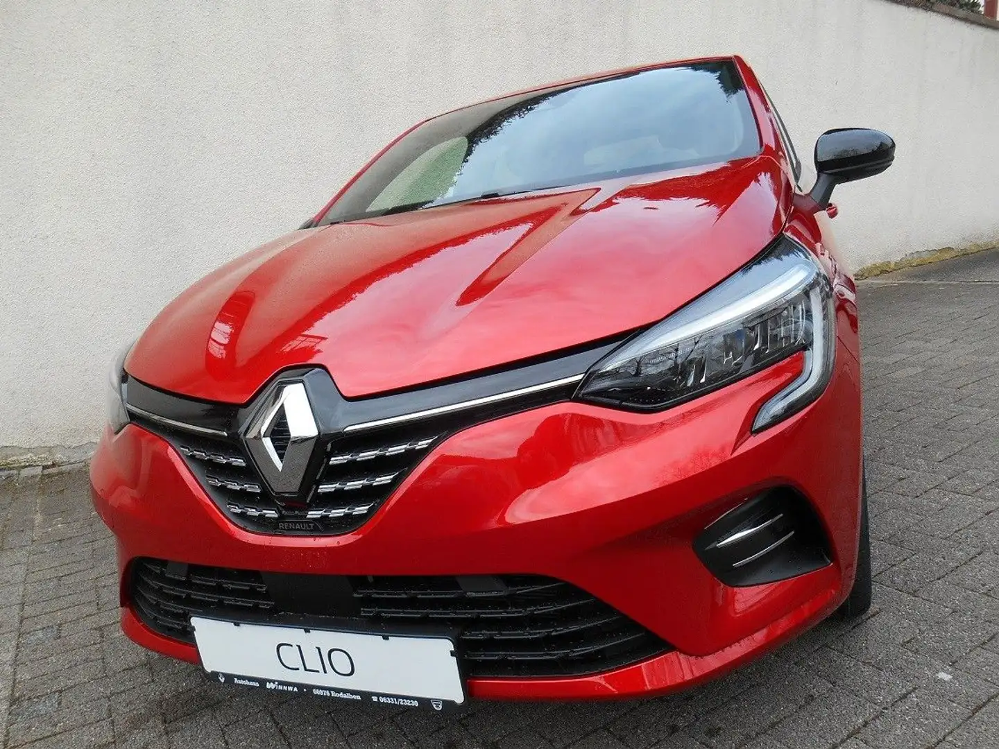 Renault Clio TCe 90 Techno Rouge - 2