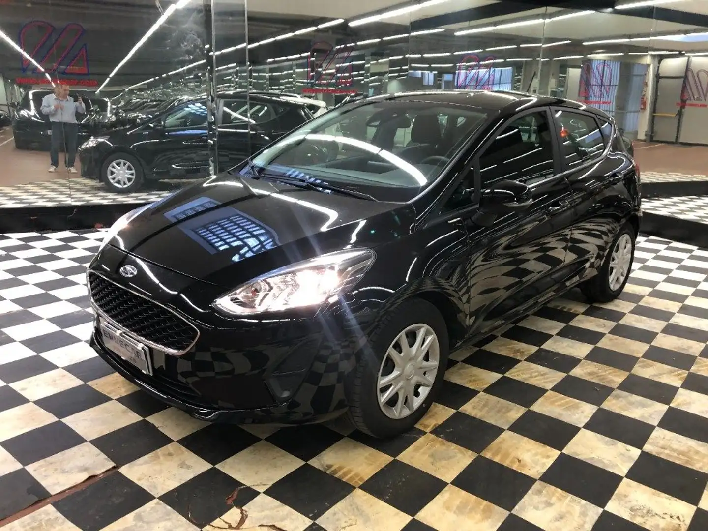 Ford Fiesta 1.1 5 porte Plus Negro - 1