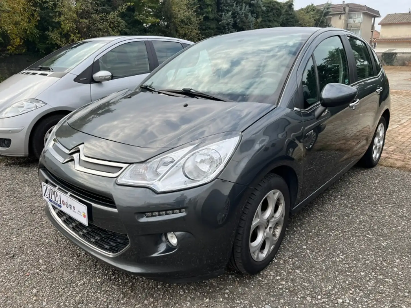 Citroen C3 PureTech 82 Seduction Grau - 1