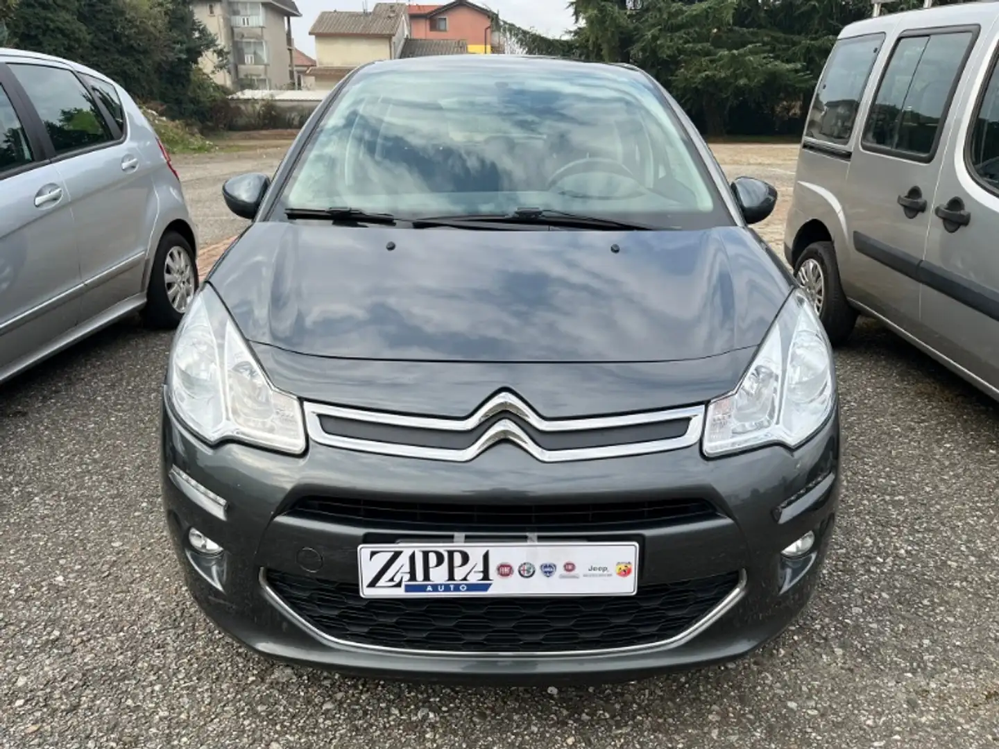 Citroen C3 PureTech 82 Seduction Grau - 2