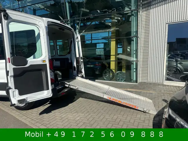 Ford Transit view 13