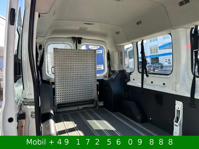 Ford Transit view 9