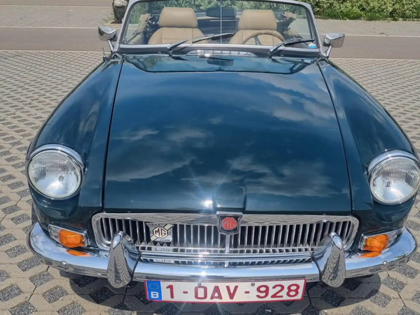 MG MGB Vert - 2