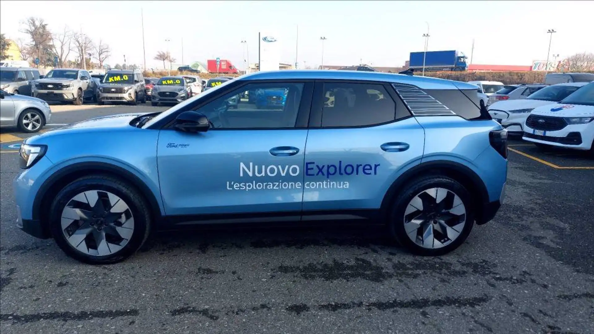 Ford Explorer EV Extended Range Premium rwd 286cv auto Blu/Azzurro - 2