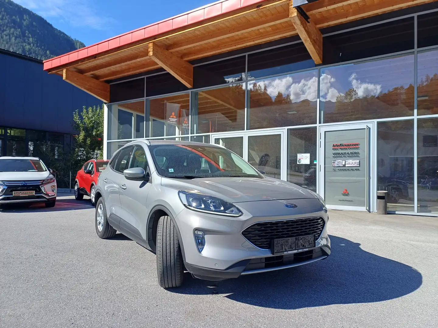 Ford Kuga Cool&Connect Grau - 1