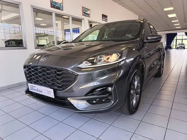 Ford Kuga main image
